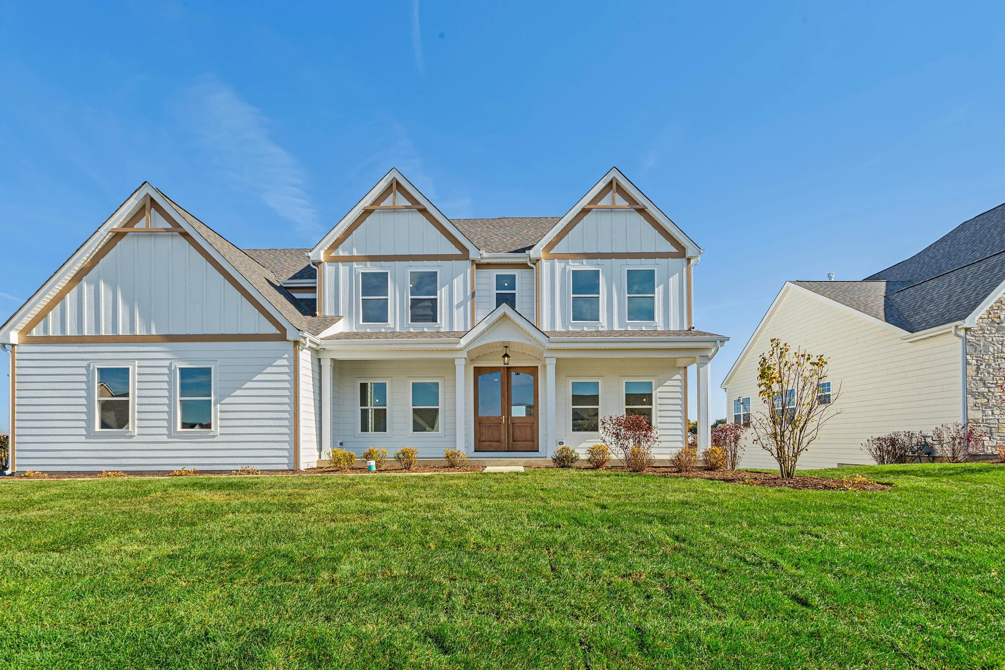 04N135 Norton Lake Circle-002.jpg