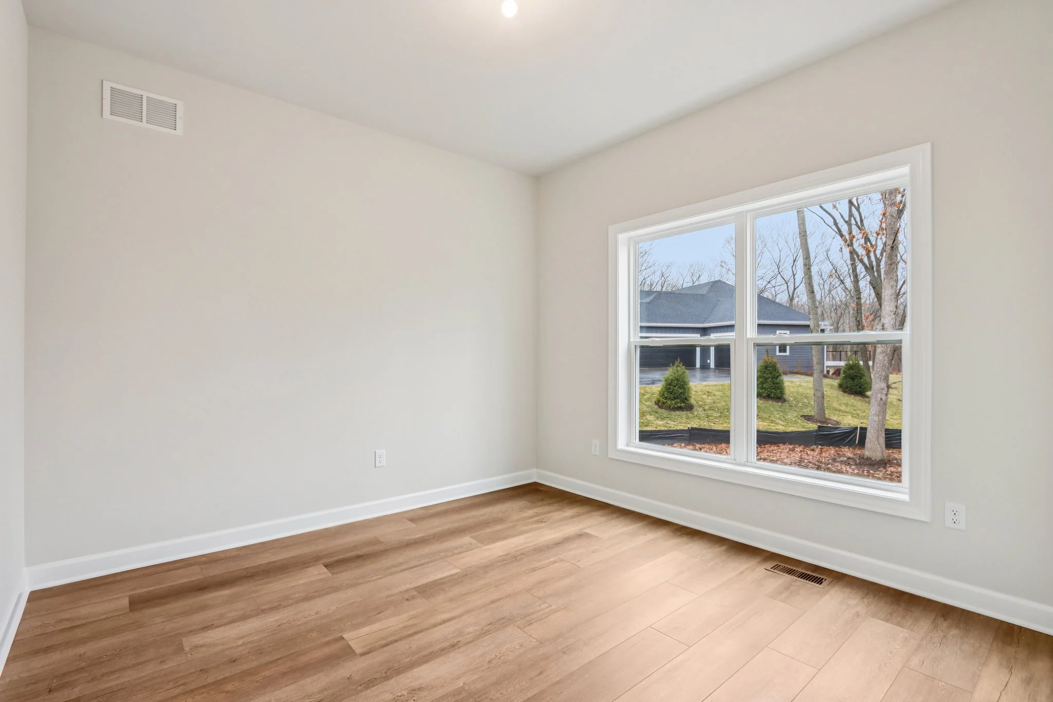 WSR 09 Custom Southfork Ranch MLS  (38).jpg