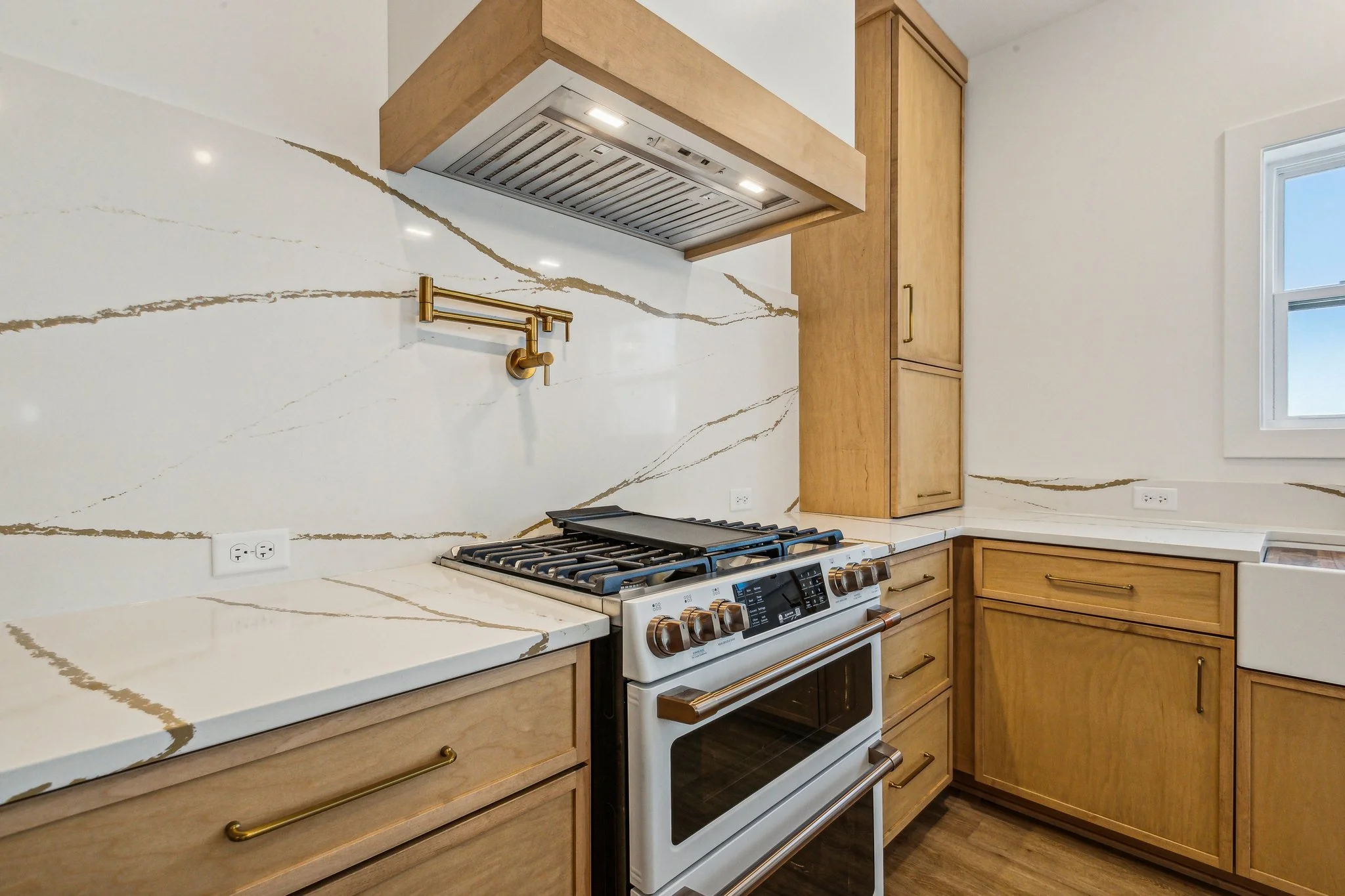 04N135 Norton Lake Circle-017.jpg