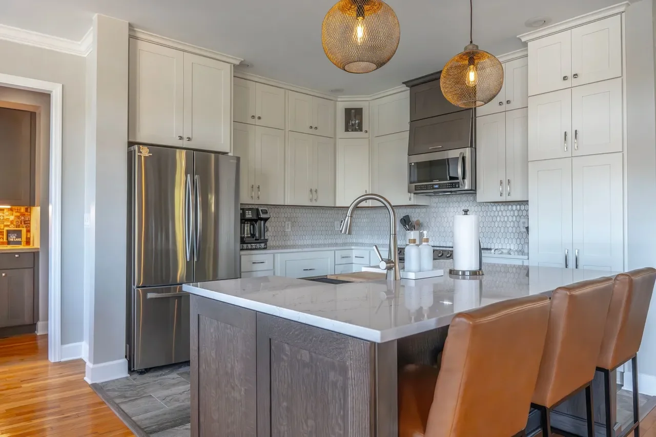 kitchen 2.webp