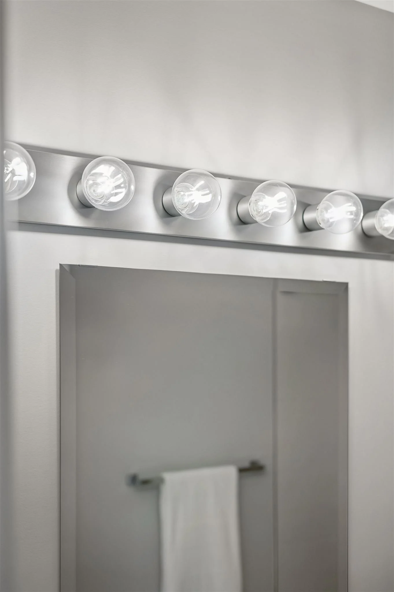 8 Oat Lane — Bathroom vanity lighting detail
