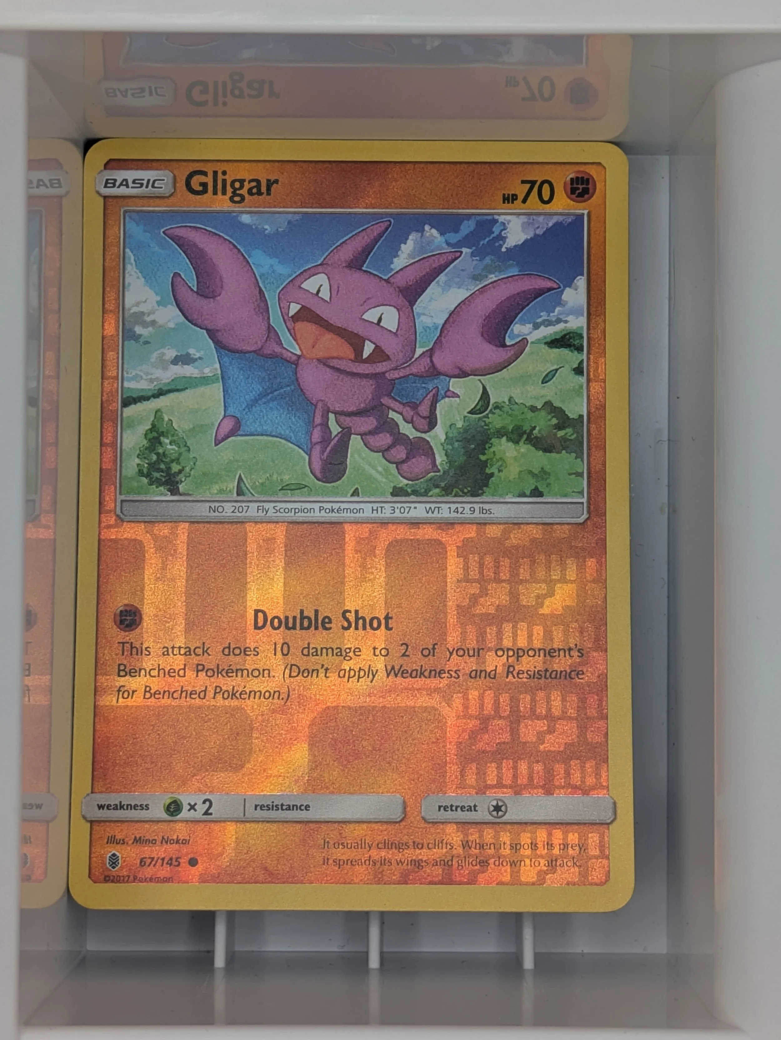 Gligar 67/145 Reverse Holo Light Played