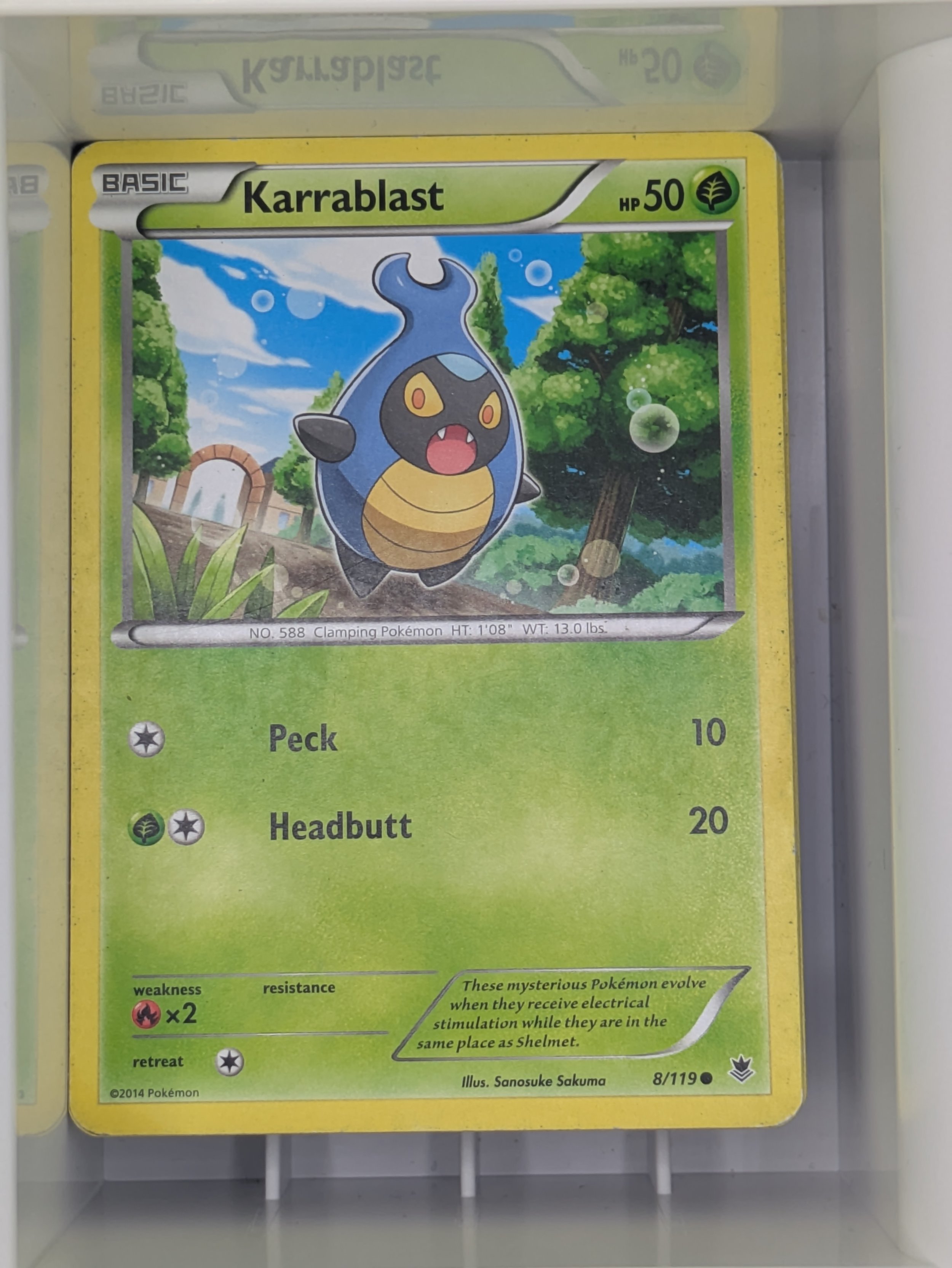 Phantom Forces - Karrablast 8/119 Light Played