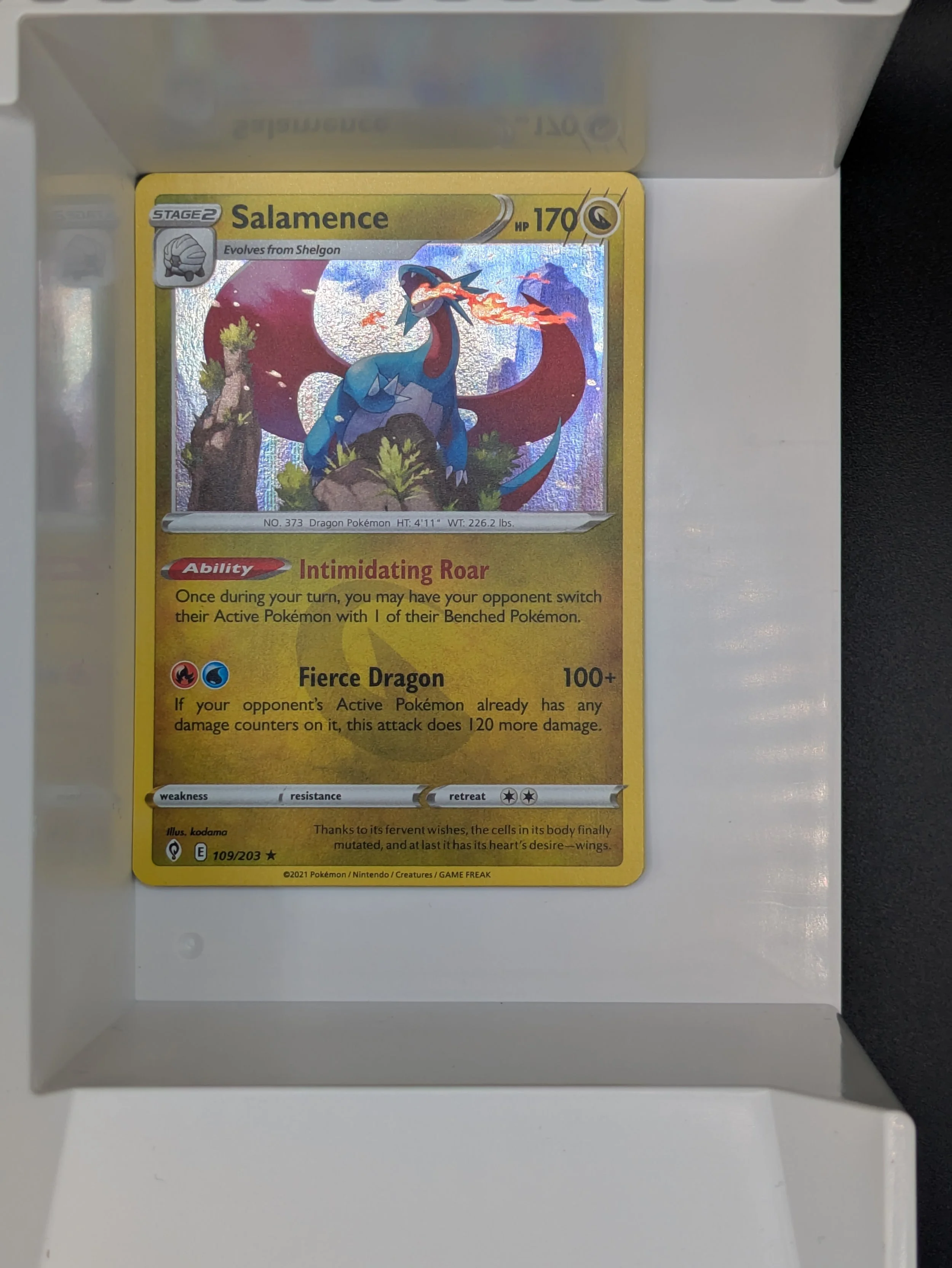 Salamence 109/203 Holo Light Played