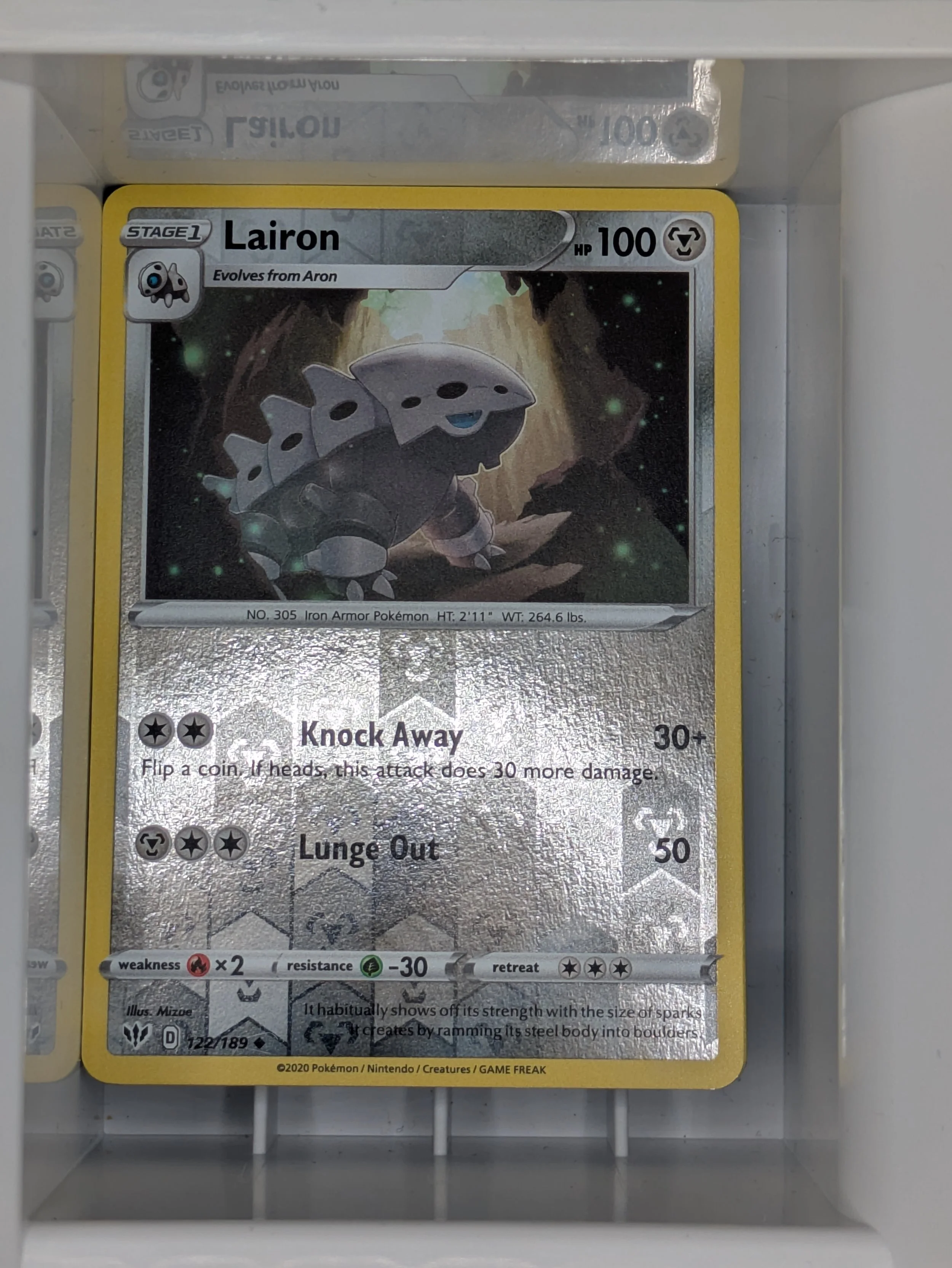 Lairon 122/189 Reverse Holo Light Played