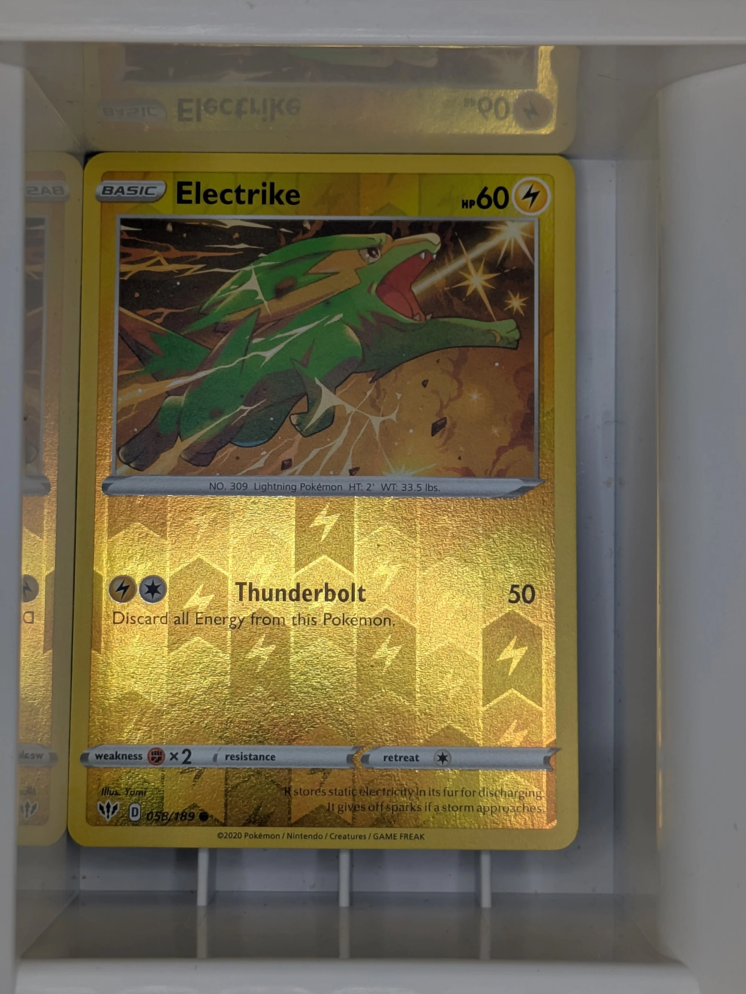 Electrike 58/189 Reverse Holo Light Played