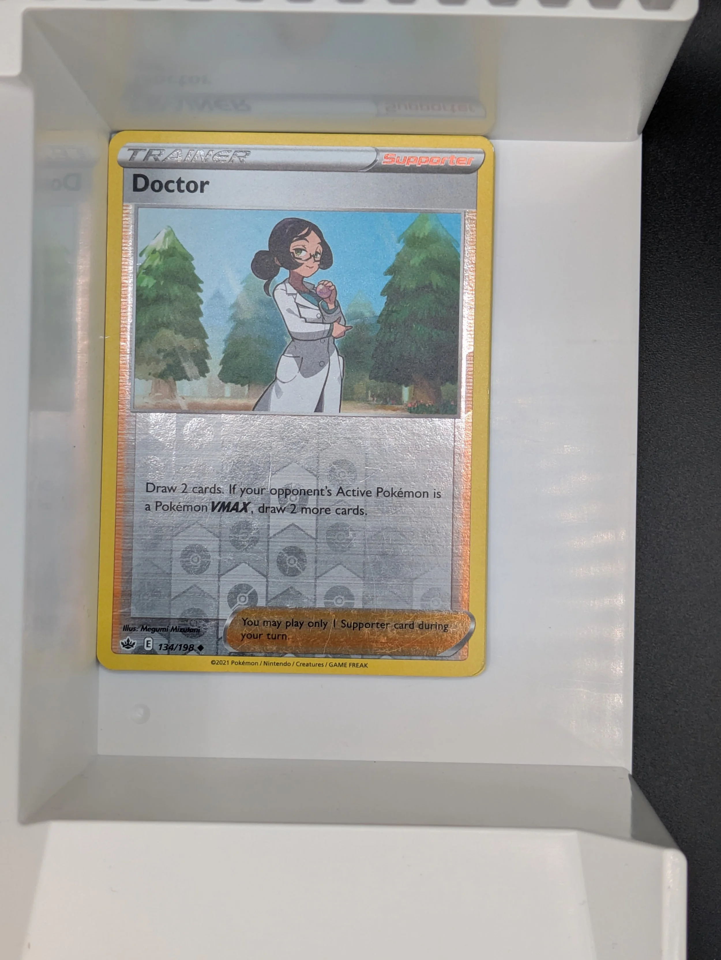 Doctor 134/198 Reverse Holo Light Played