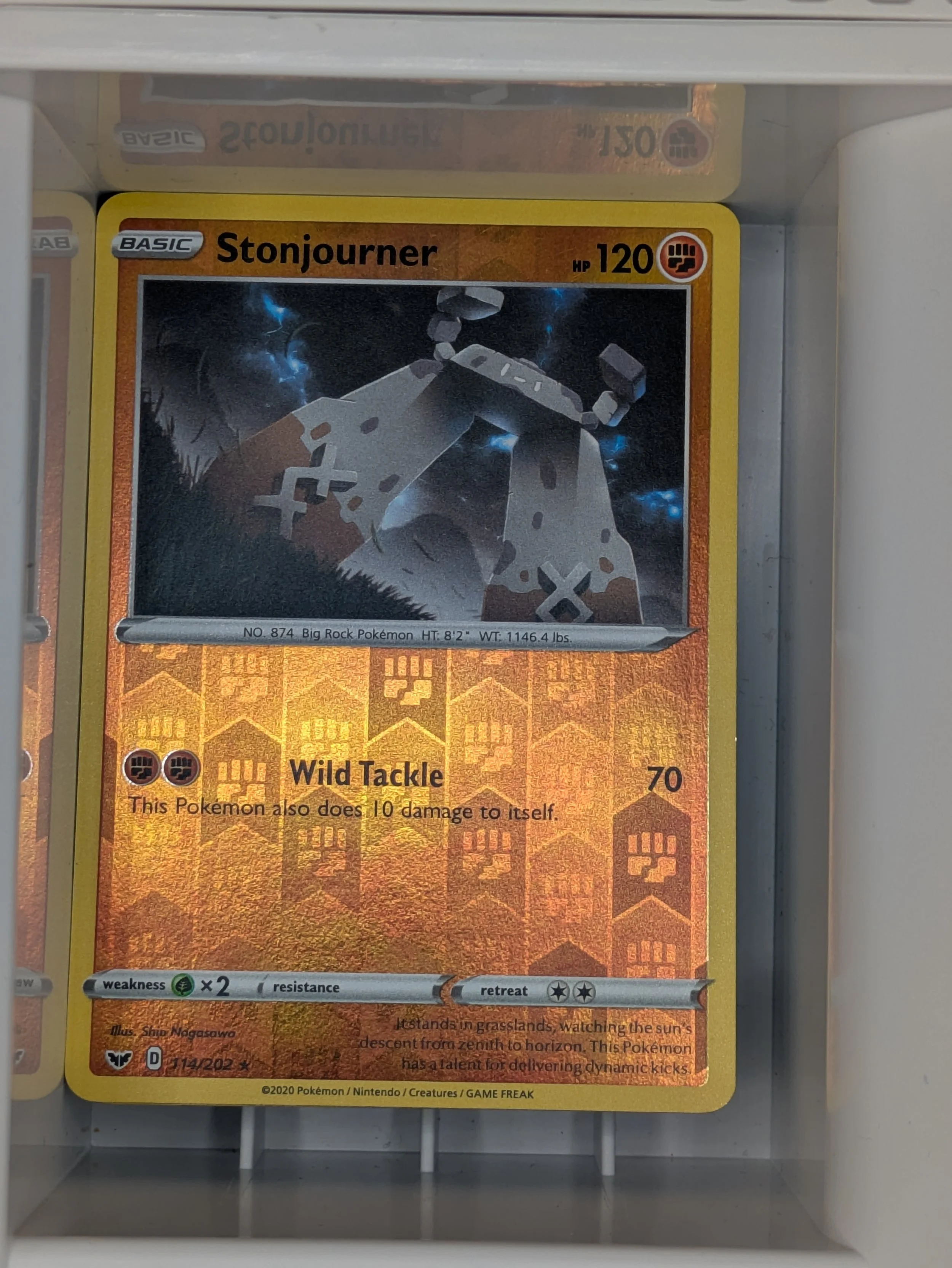 Stonjourner 114/202 Reverse Holo Light Played