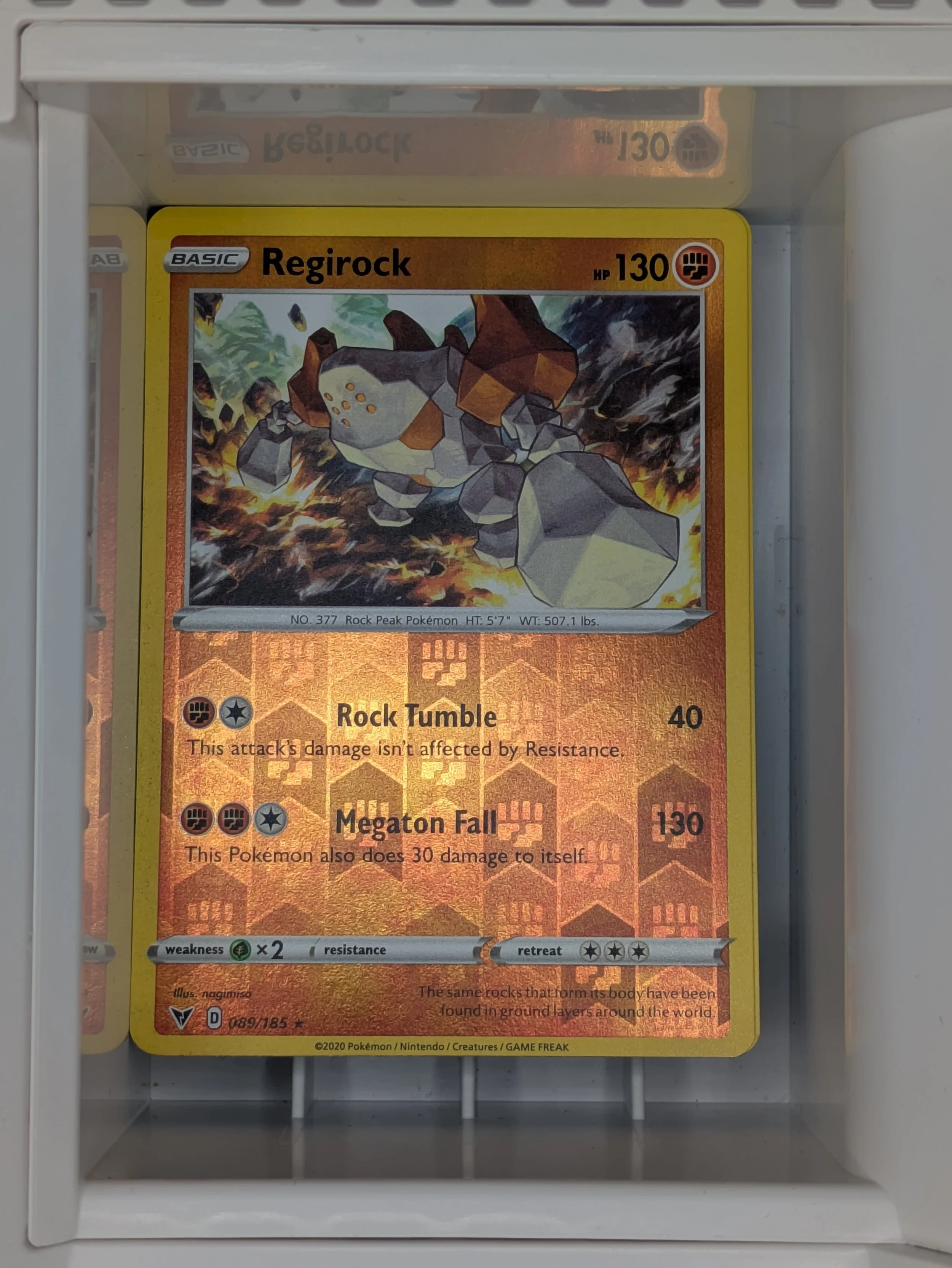 Regirock 89/185 Reverse Holo Light Played