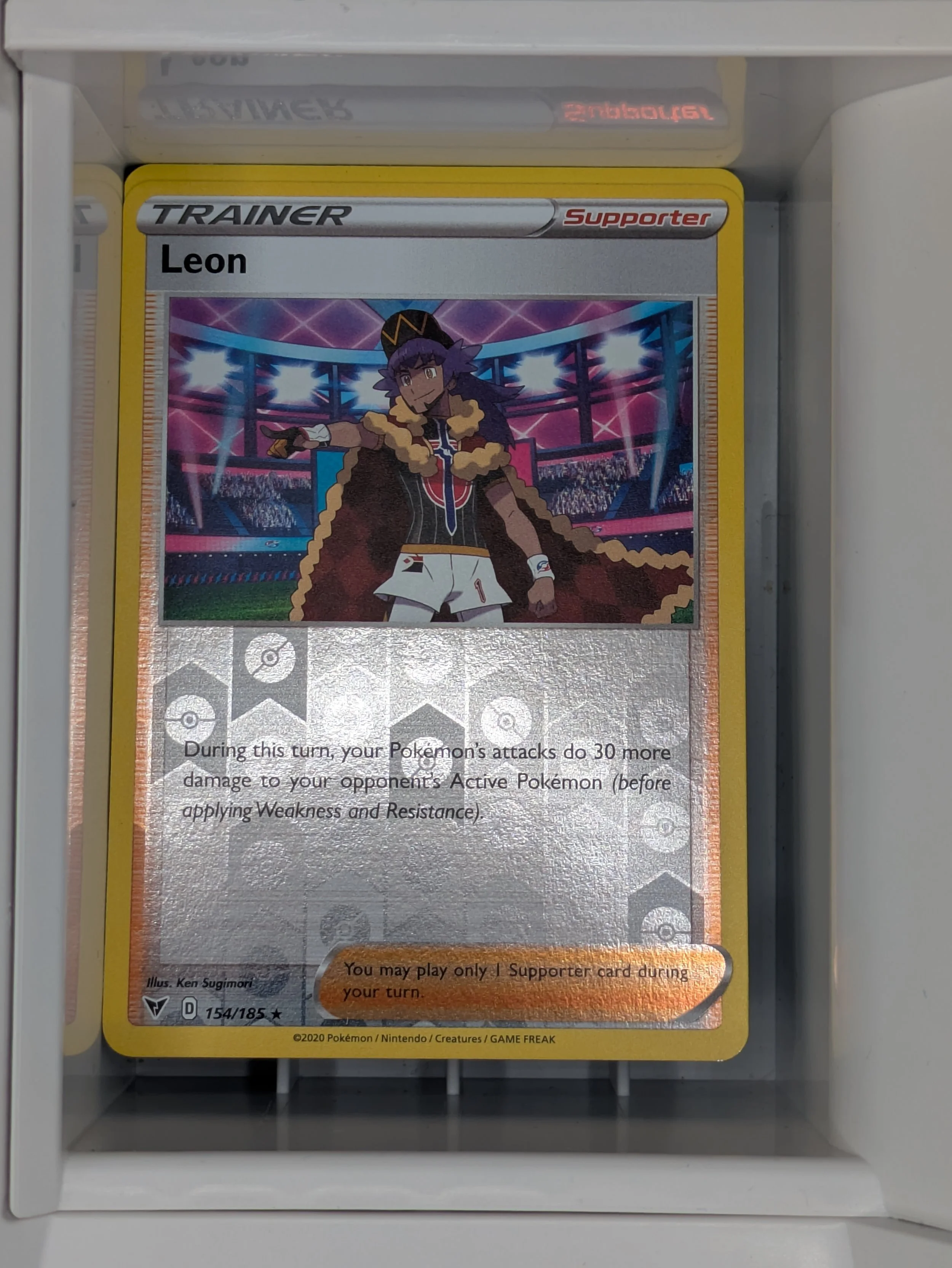 Leon 154/185 reverse Holo Light Played