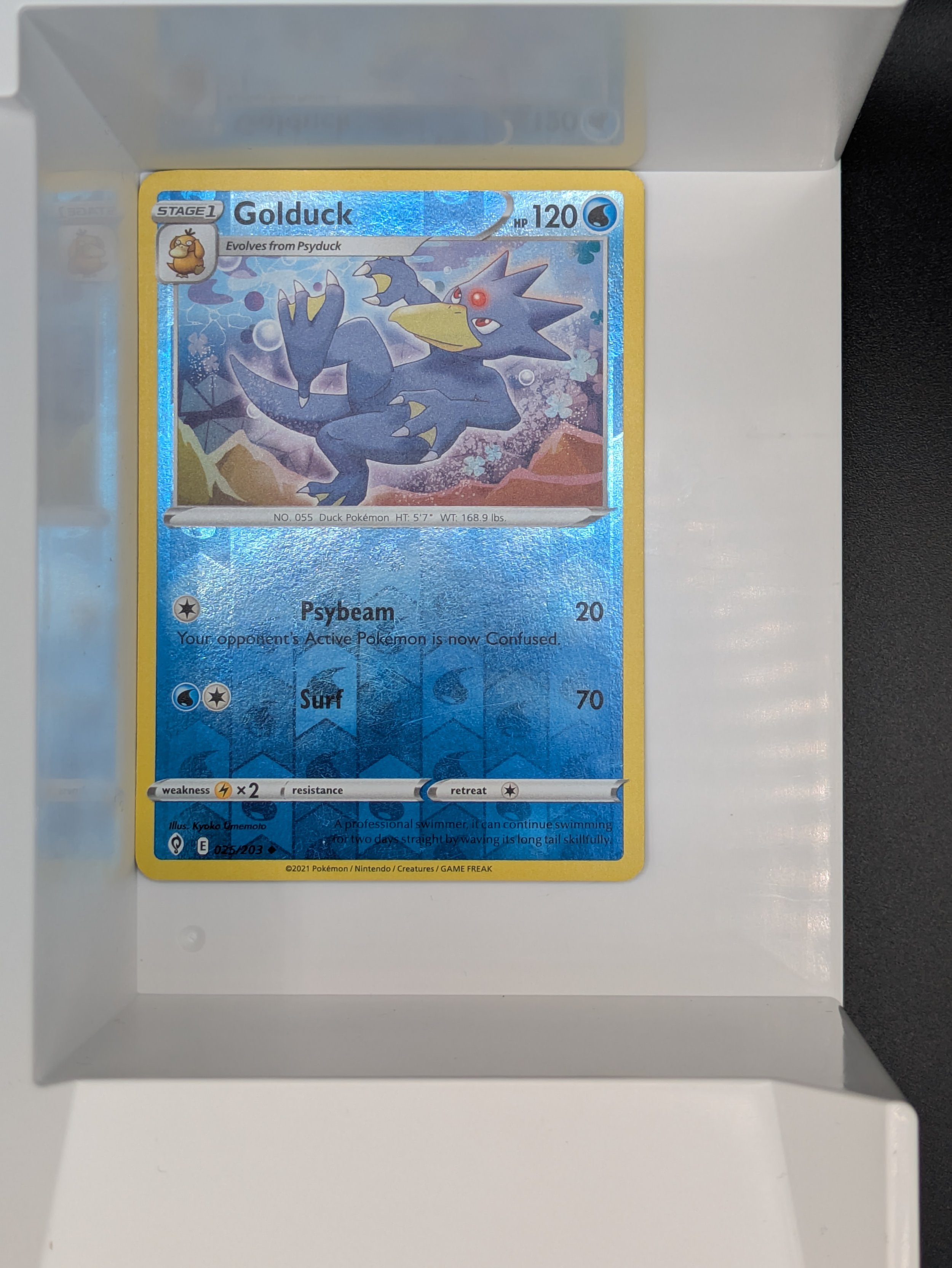 Golduck 25/203 Reverse Holo Light Played
