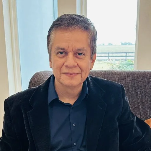 Molecoolar Carlos Caro