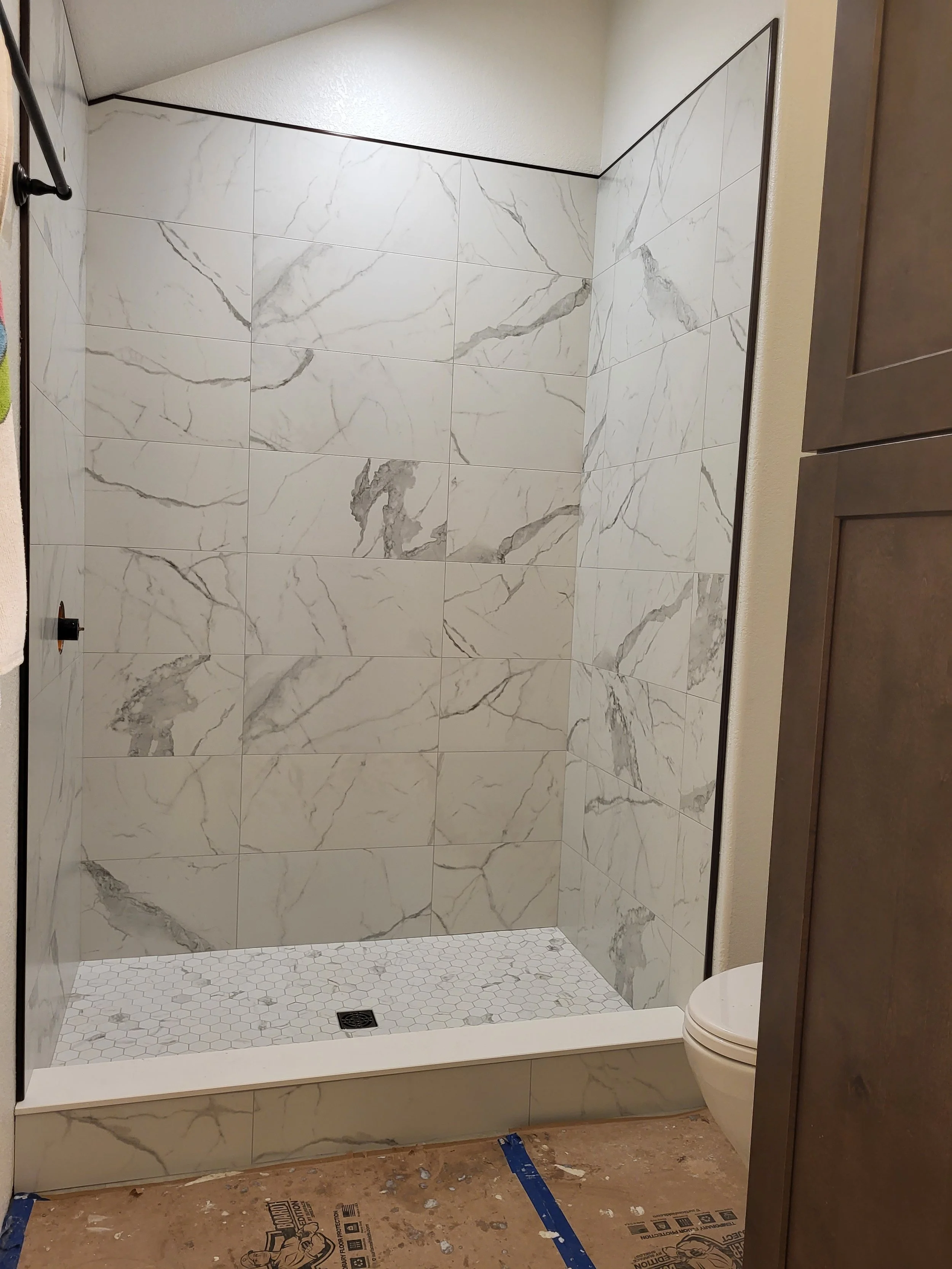 Walk-in shower - Schluter system