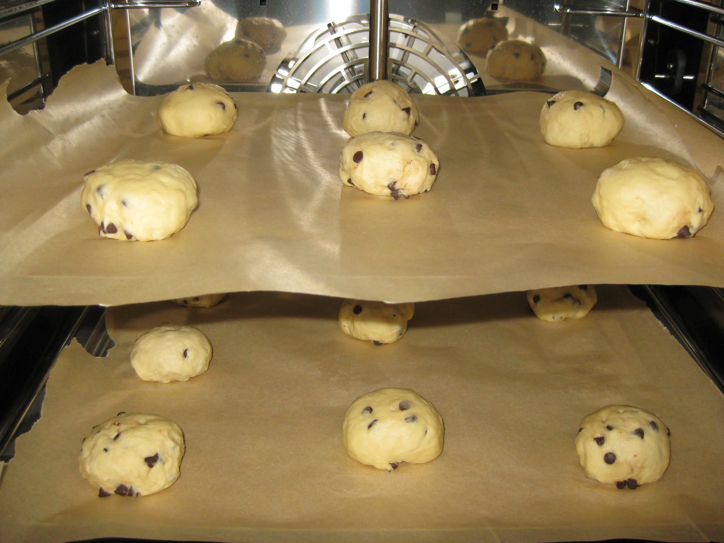 pangoccioli, italian brioche with choc chips