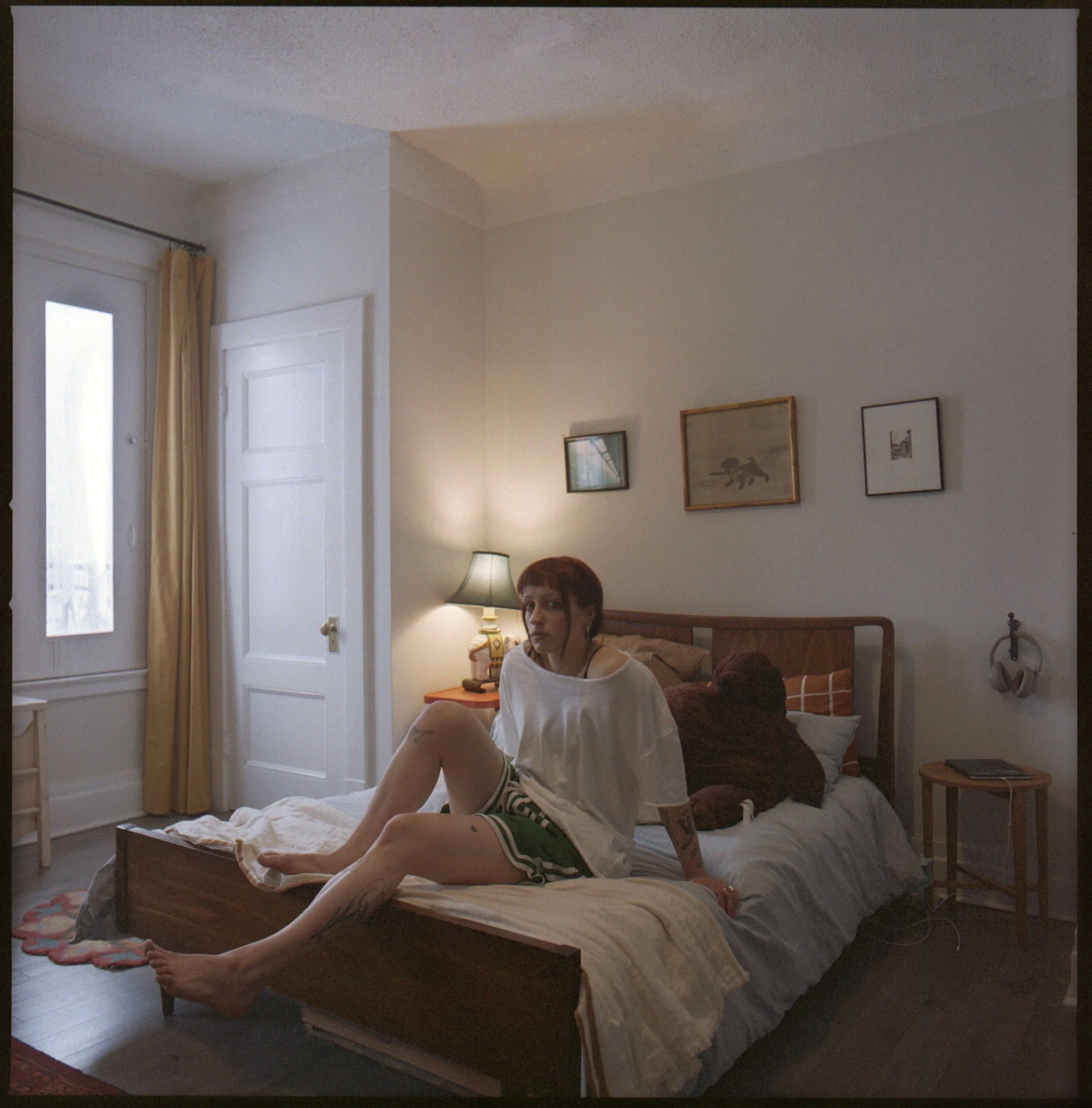 Elie,
120mm Portra 400, expired film