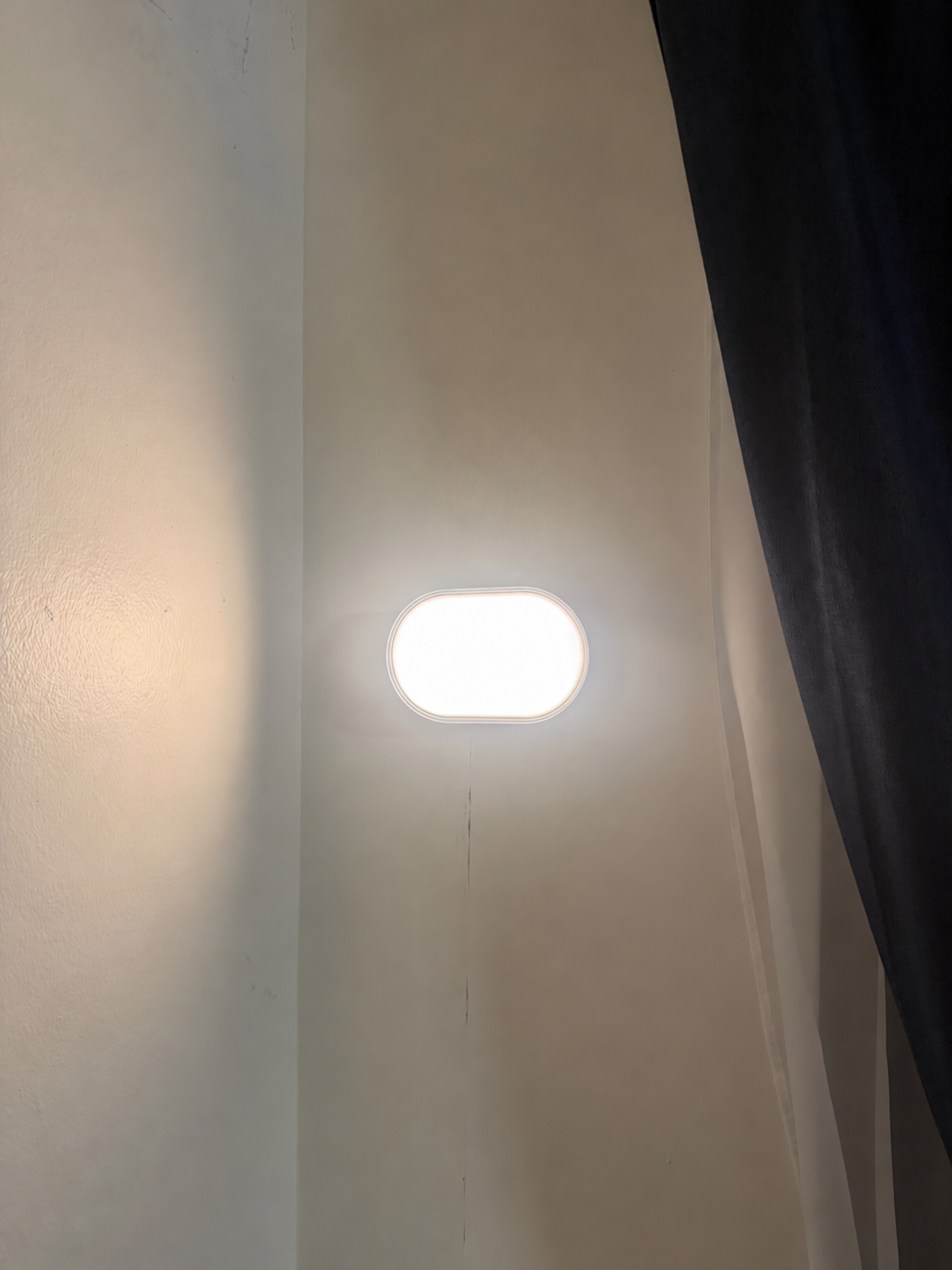 Warm Wall Light and Dark Curtain.png