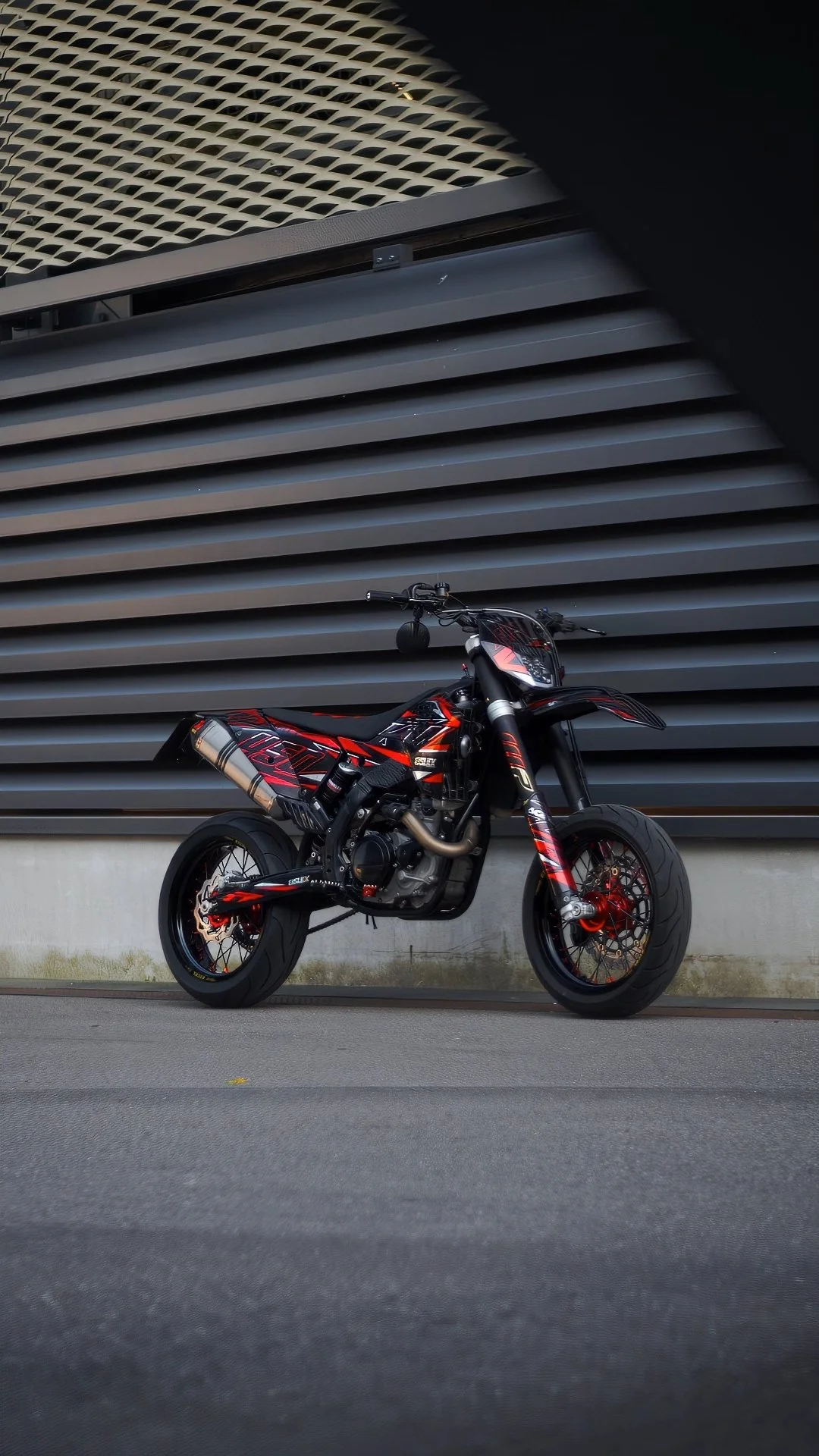 Timo Maurer KTM EXC 450.mp4.mov_snapshot_00.02.746.jpg