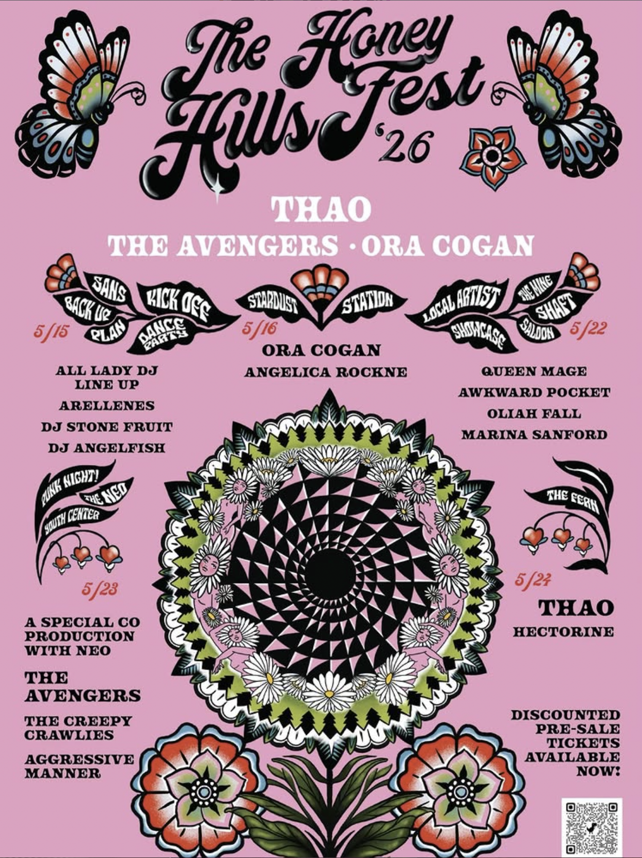 Micayla performs with Thao in downtown Nevada City