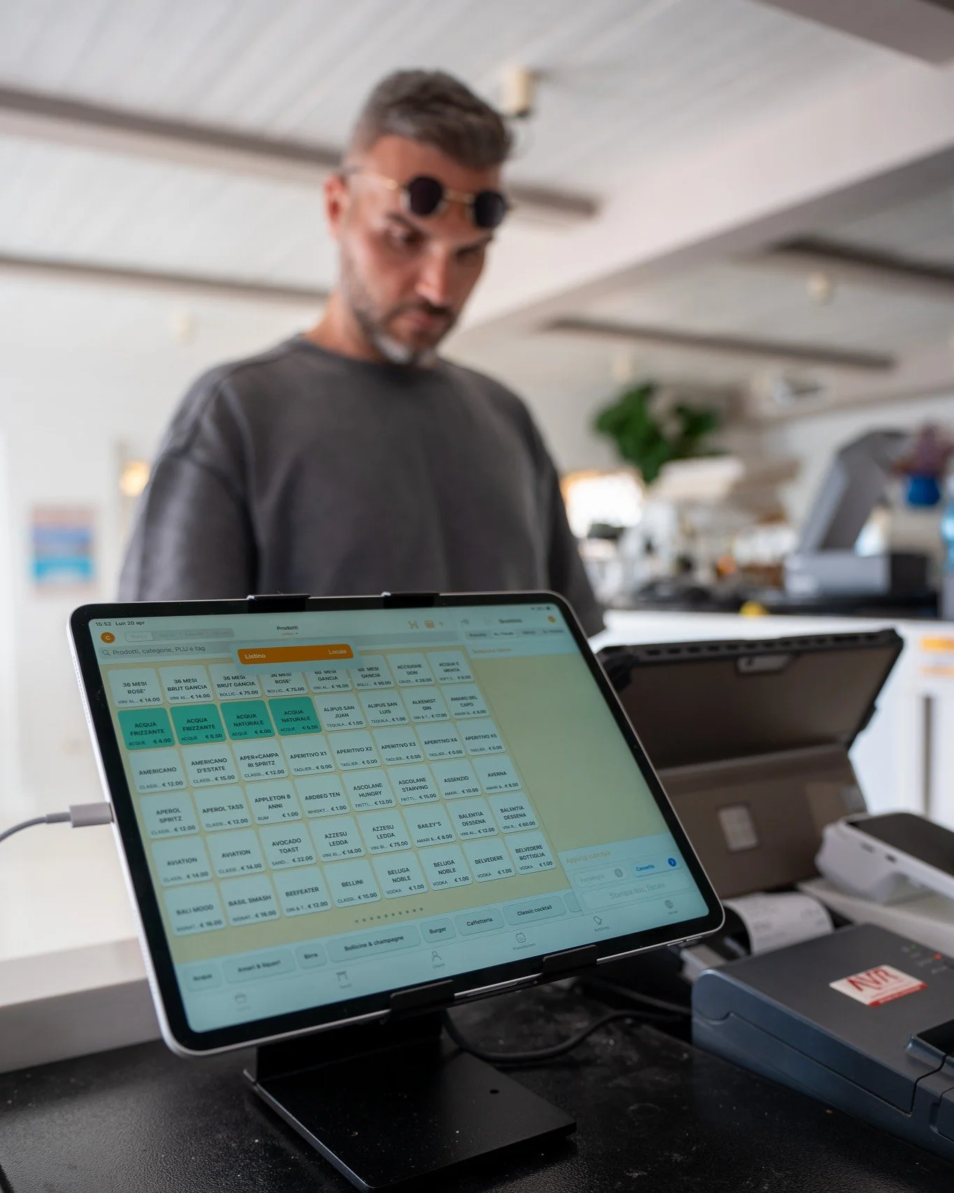 Quest'anno ci avete scelto in tantissimi - dal Lido di Ostia passando per Sardegna e Ibiza - e noi abbiamo installato tutto il necessario per partire alla grande 🙌

Non sei in ritardo! Se ancora in tempo per digitalizzare il tuo locale prima della s