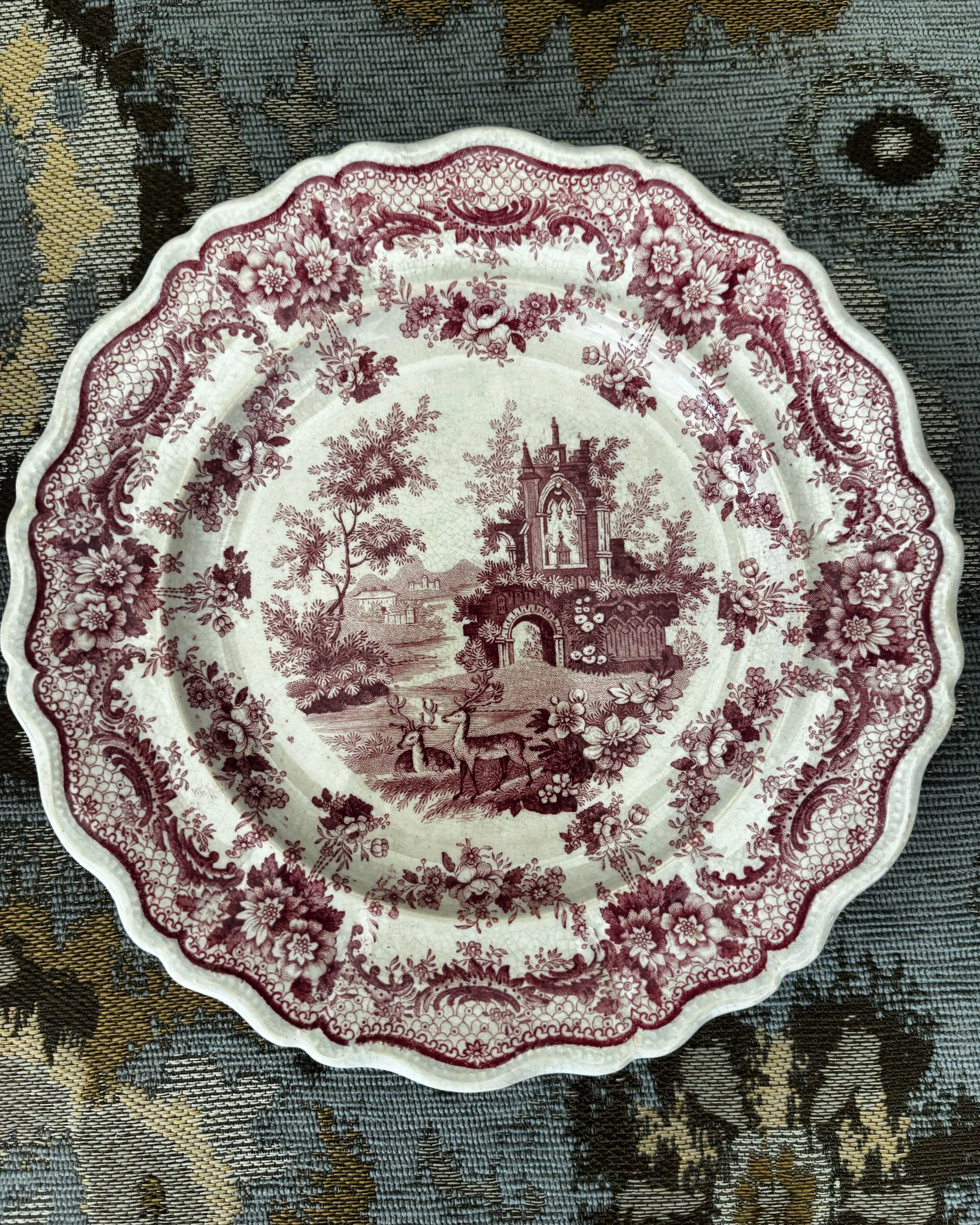 'Antiquarian' Plate