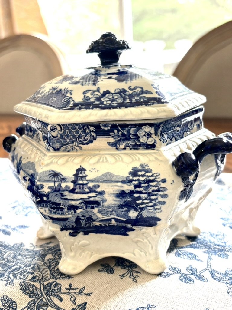 Ridgway "India Temple" Sauce Tureen