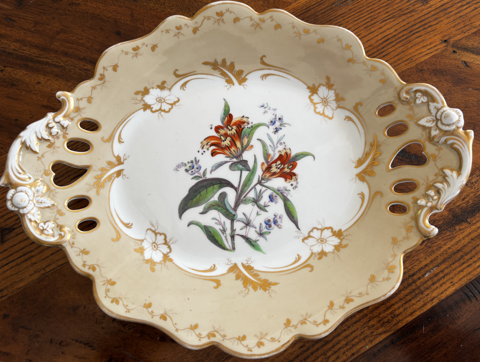 Ridgway Reticulated Dessert Dish