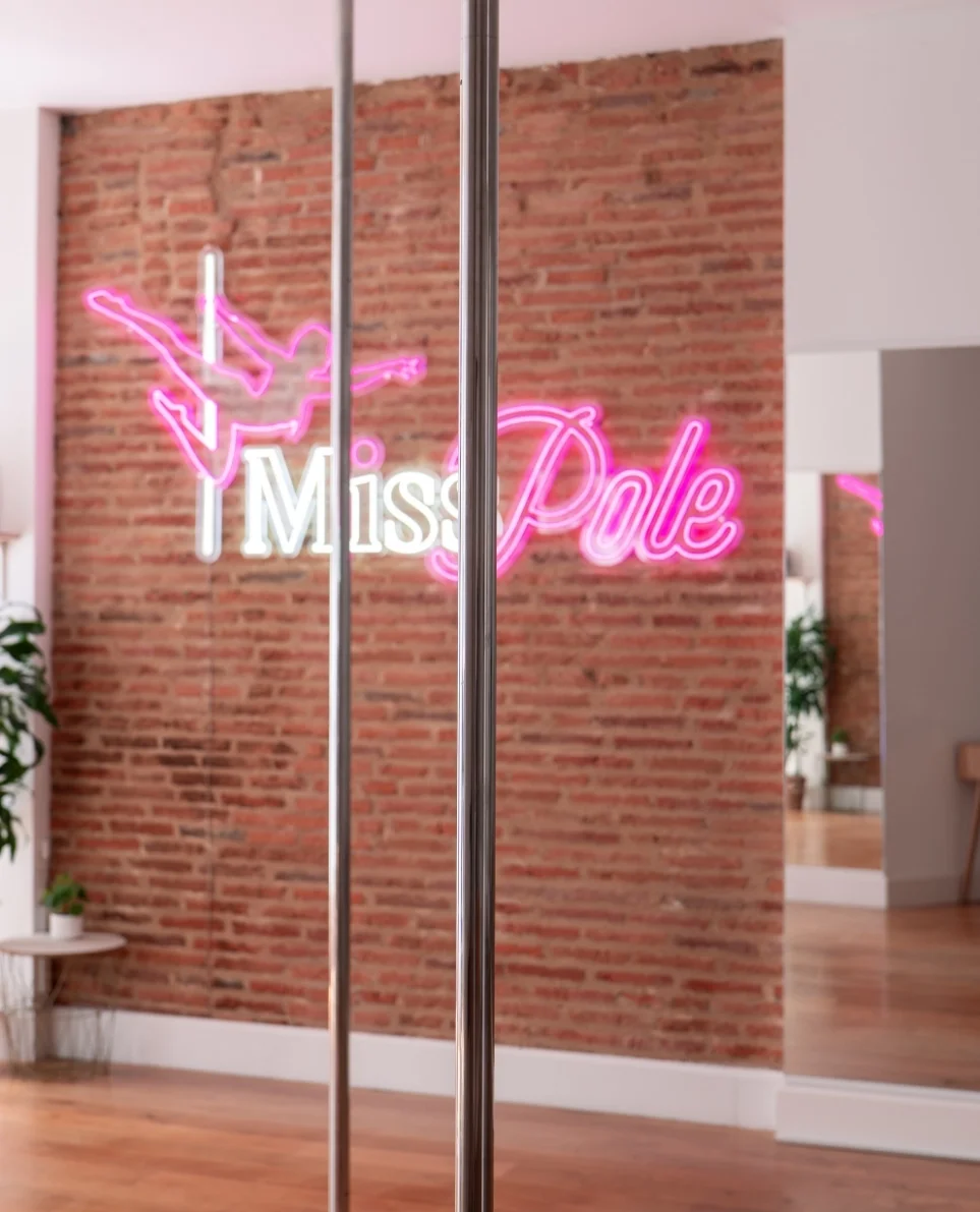 École de pole dance rue boulbonne à toulouse miss pole