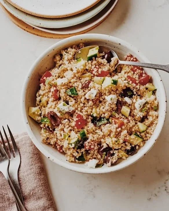 This Mediterranean Quinoa Salad is an easy, make-ahead recipe filled with fresh vegetables, herbs, and cheese that's perfect for a packable lunch as it can hold up well in the fridge all week long! ✨

Ingredients:
1 1/2 cups cooked quinoa
1 large cuc