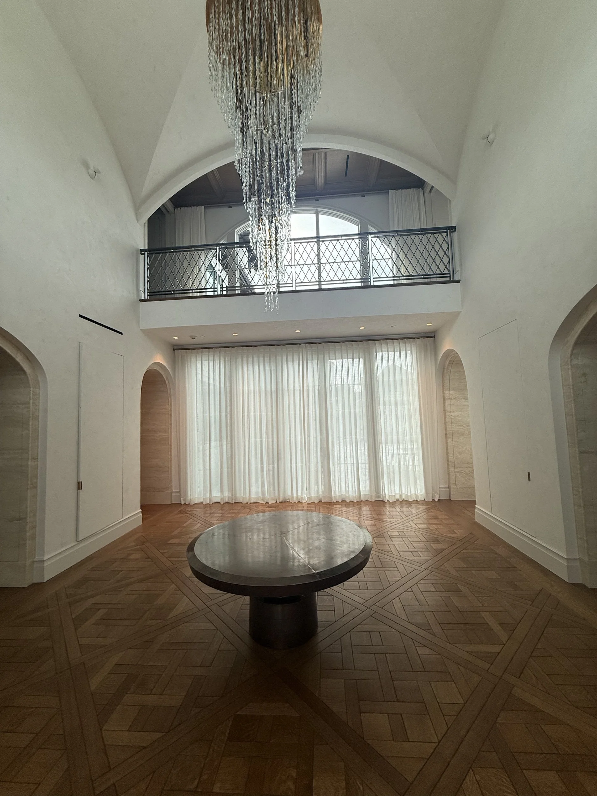 10-two-story-foyer-sheers.jpg