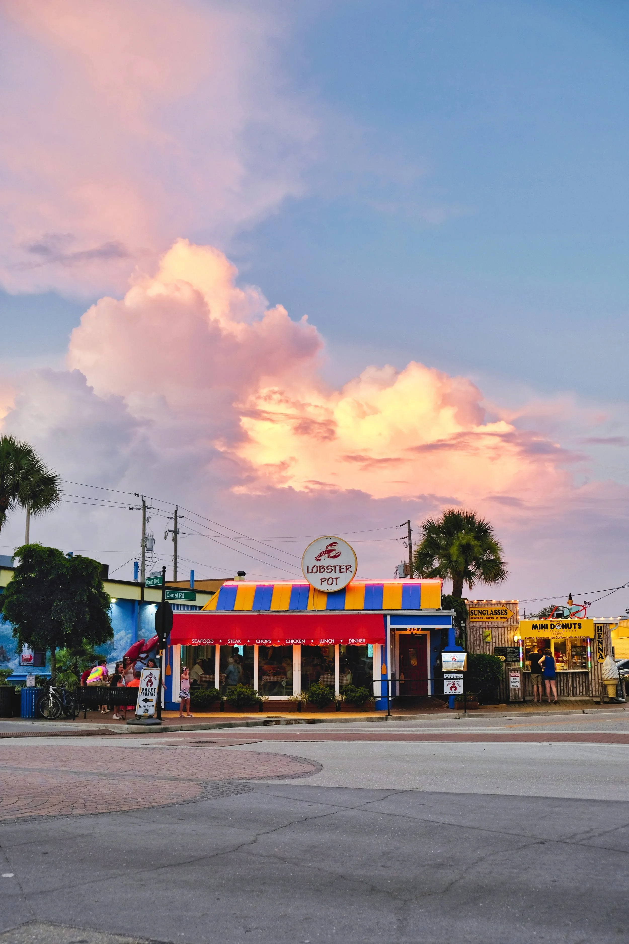 20"x30" Metal Print
$1,500