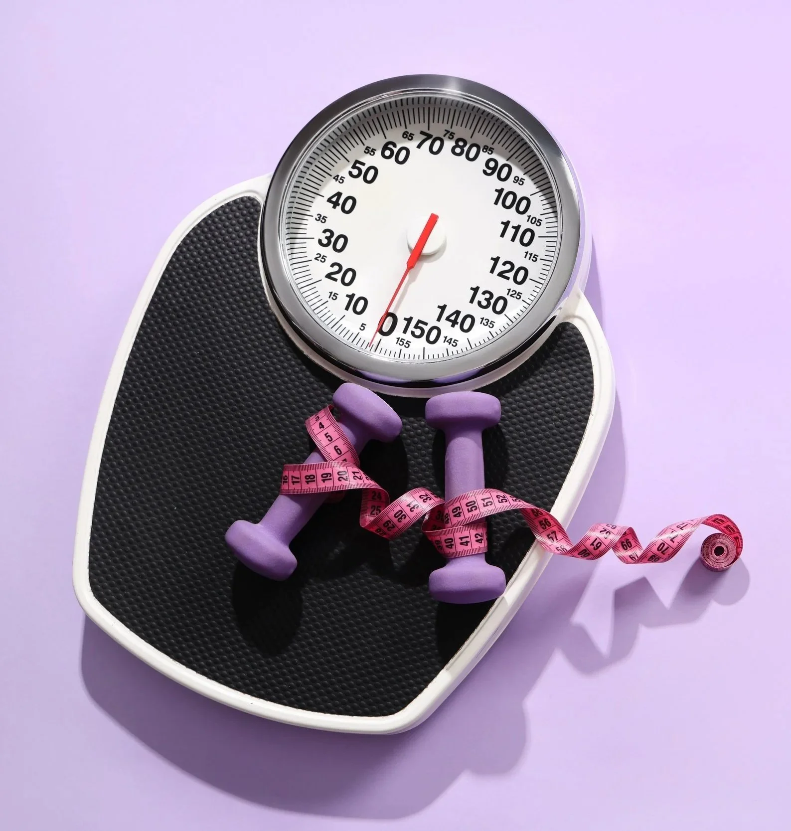 Bascula pesas y cinta metrica