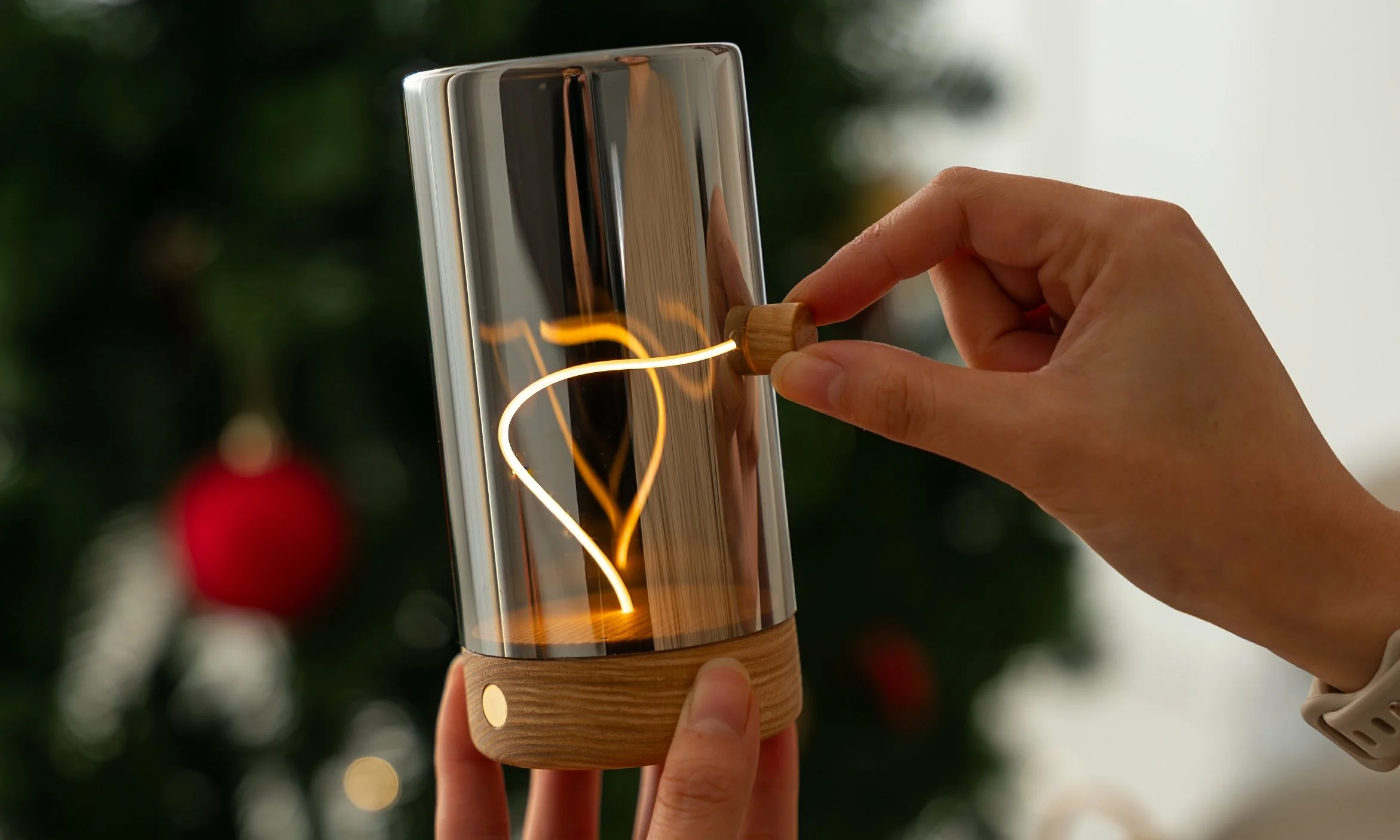 Ginkgo Drift Light01.jpg