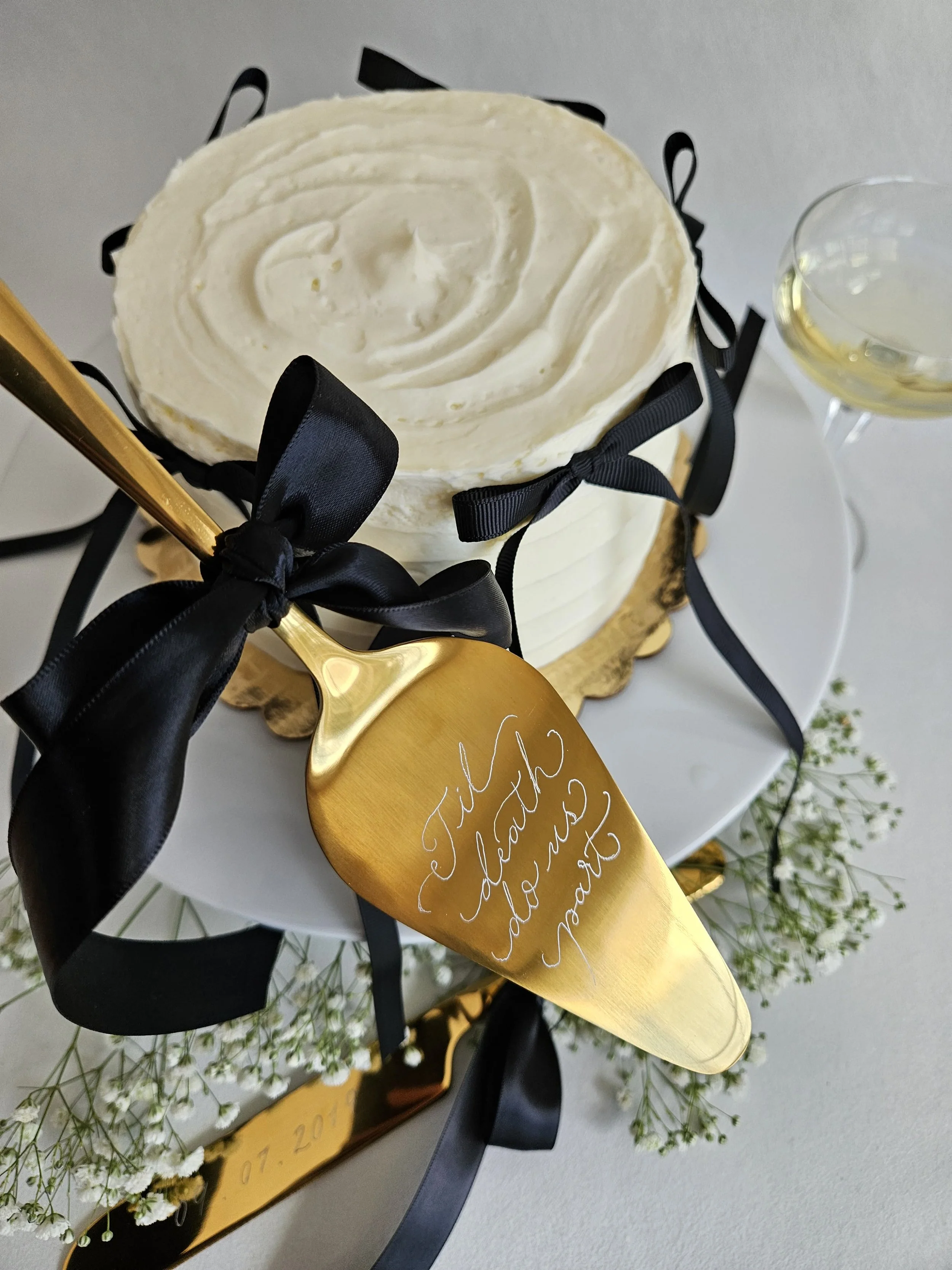 live wedding engraver and calligrapher for boston massachusetts and new england