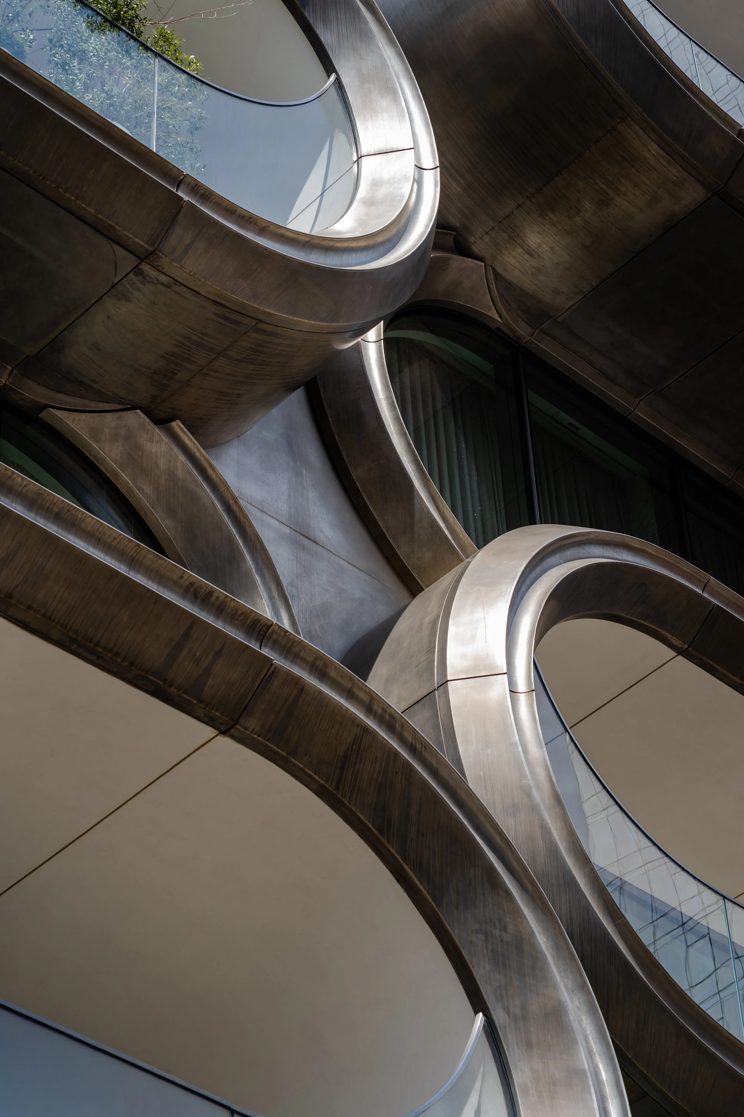 Zaha Hadid-4.jpg