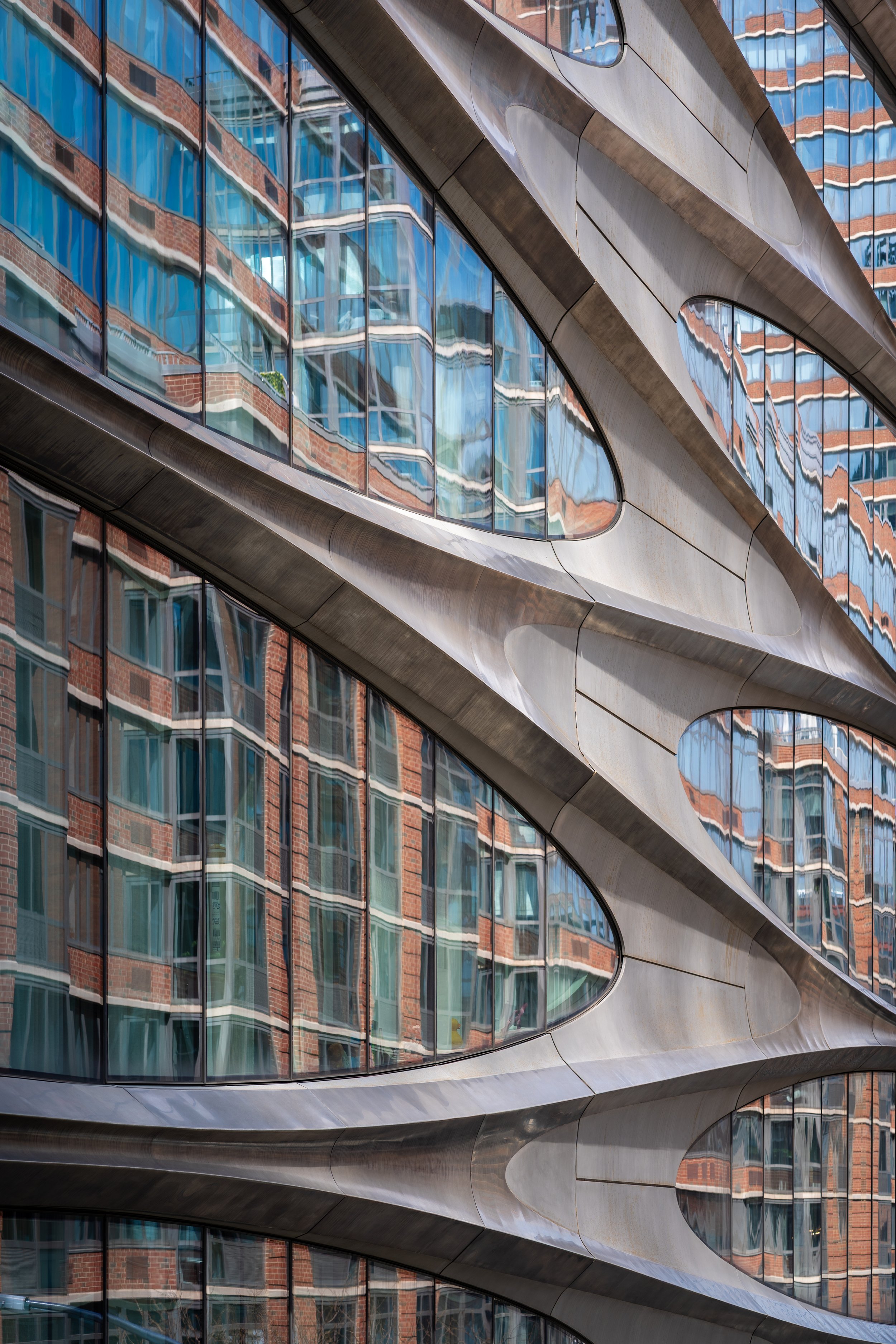 Zaha Hadid-2.jpg