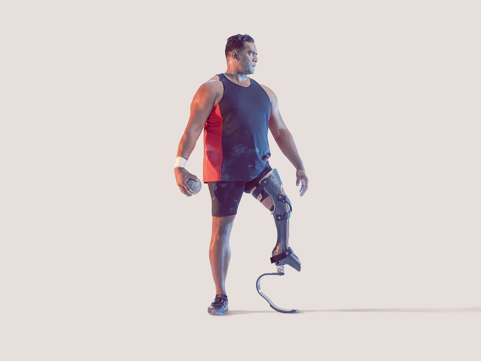 GOL_07779_0010_Studio_Horizontal_Shot_Put118_A1.jpg