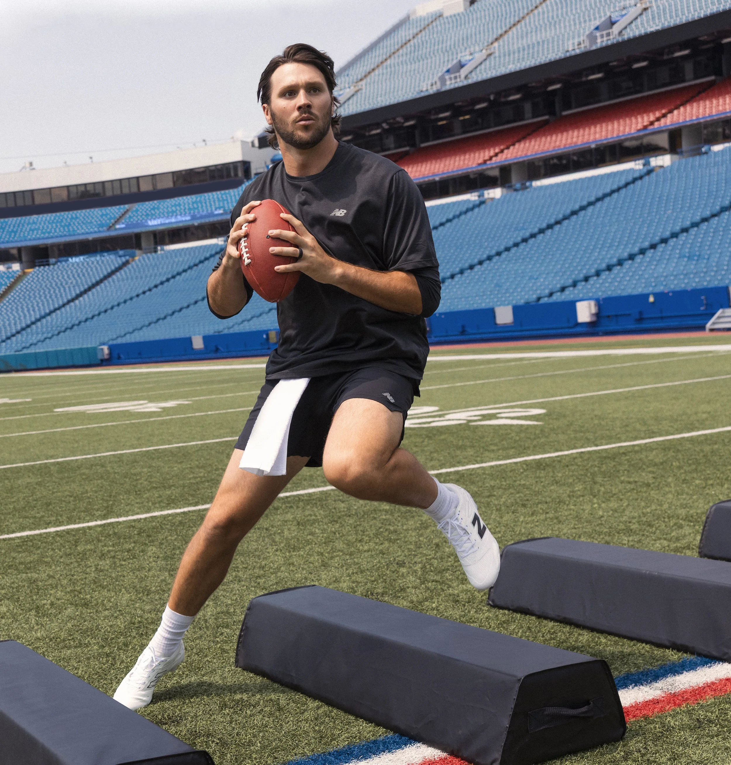 250802_NB_JA_Look-3_On-Field_02464_A1_crop.jpg