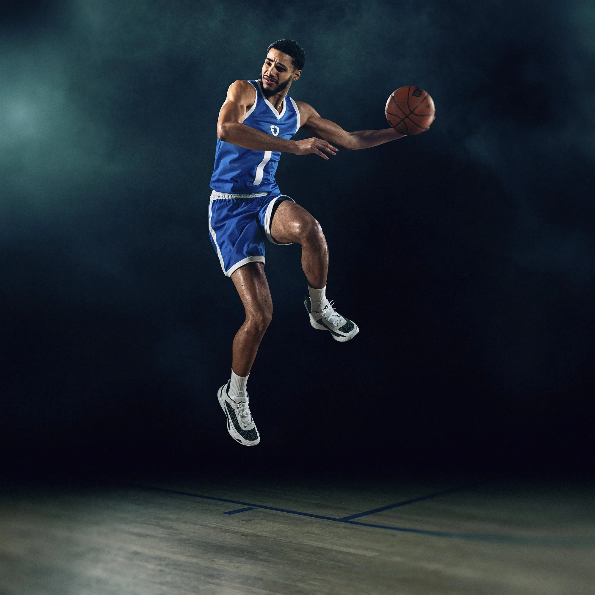 FanDuel_Basketball_SF_Dribbling_20529_C4.JPEG