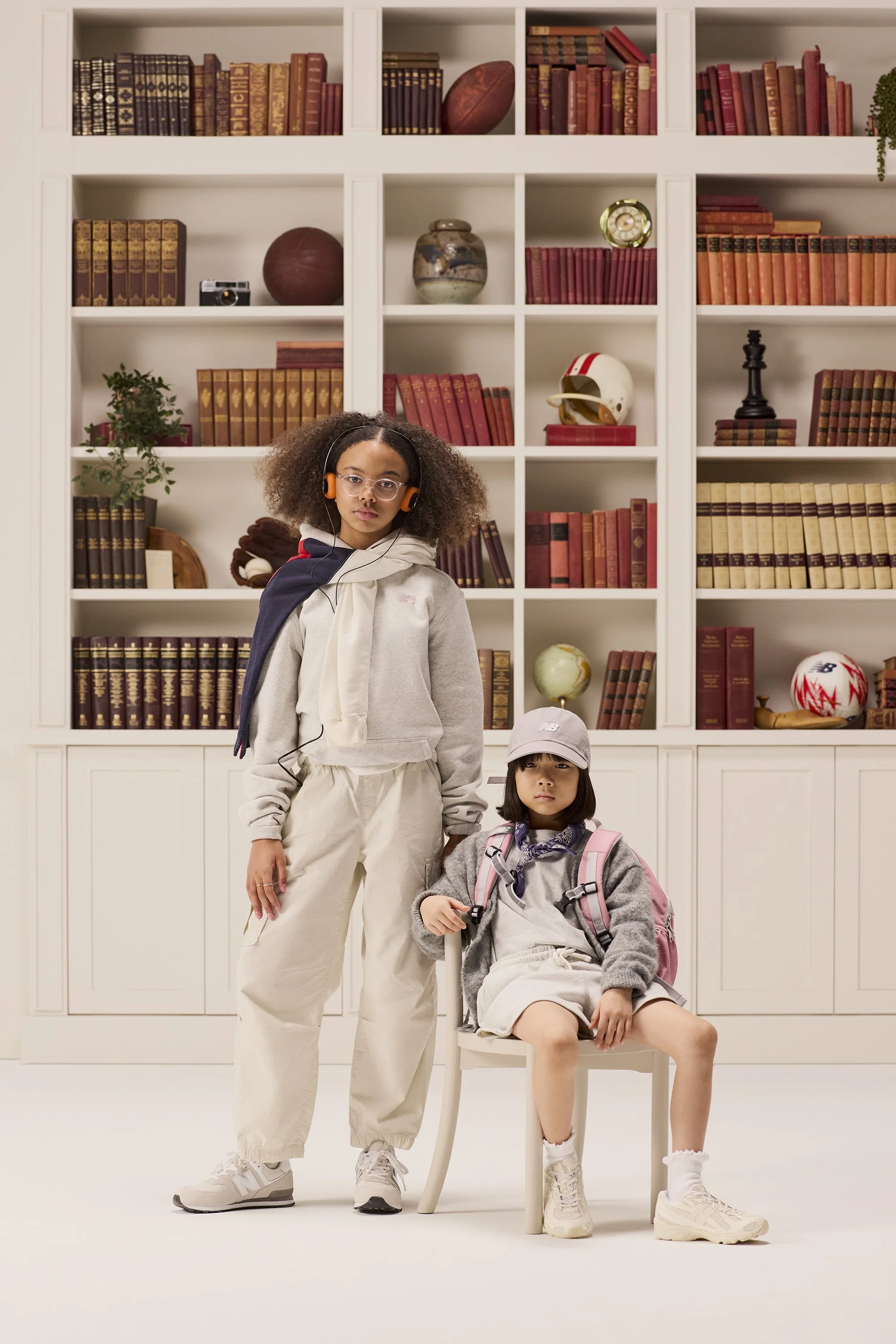 S225-Group-J-Kids-2-PZ740KP-GC9D60AB_02829_B1.jpg