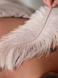Featherlight + Warm Oil Scalp