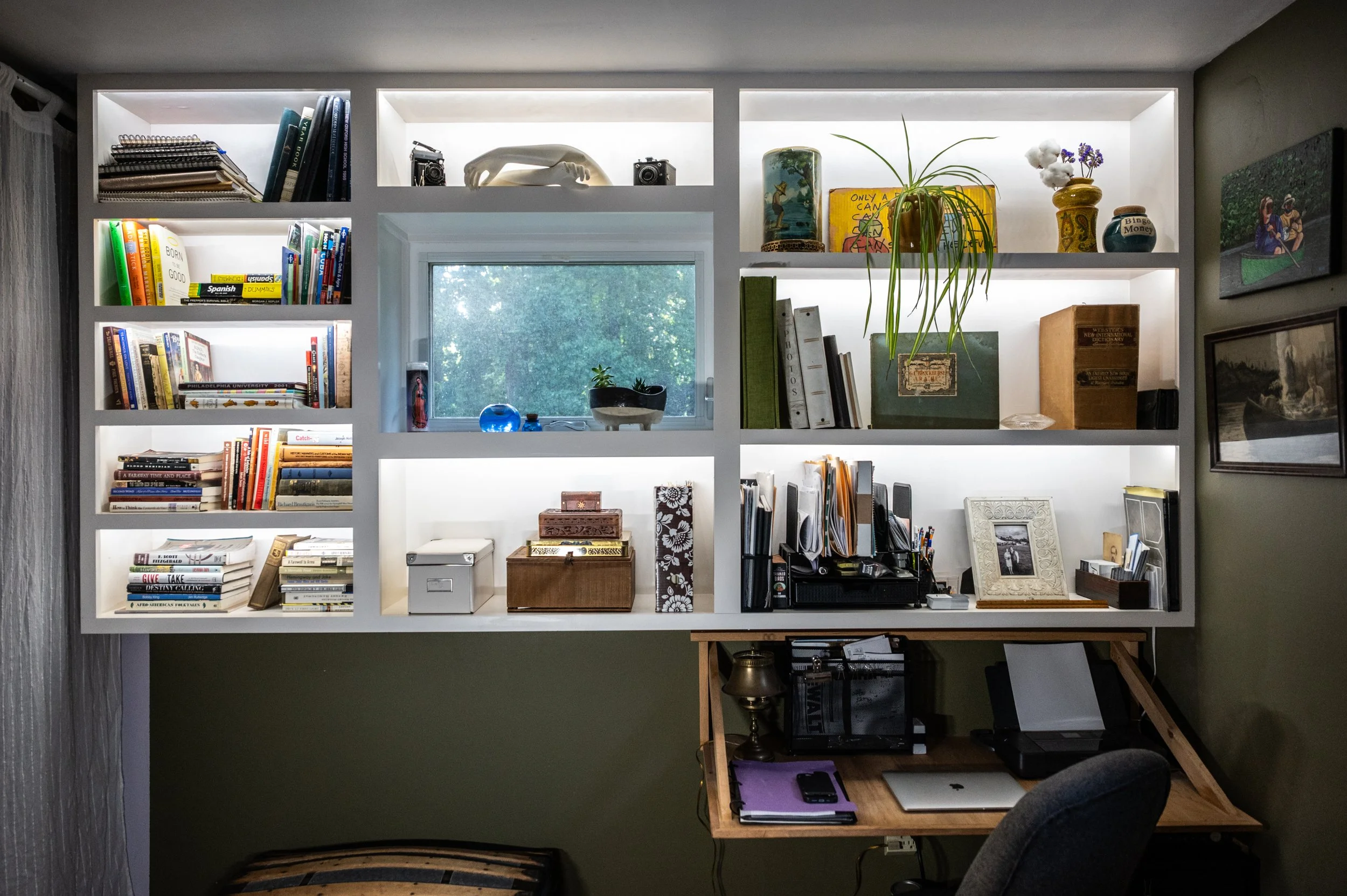Custom Built-In Bookshelf