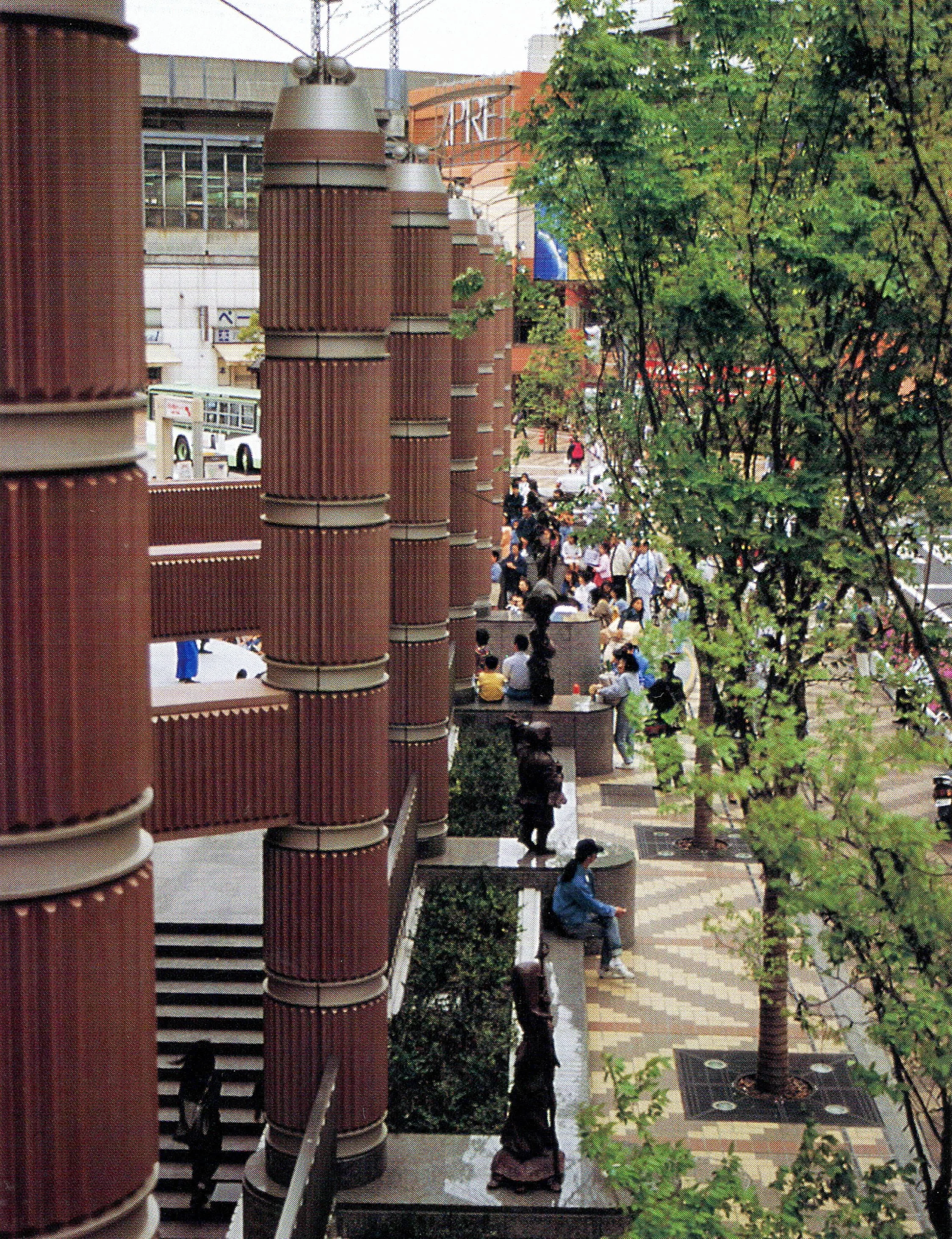  Shichifukujin – The Seven Lucky Gods  
Akabane Plaza, Tokyo, Japan