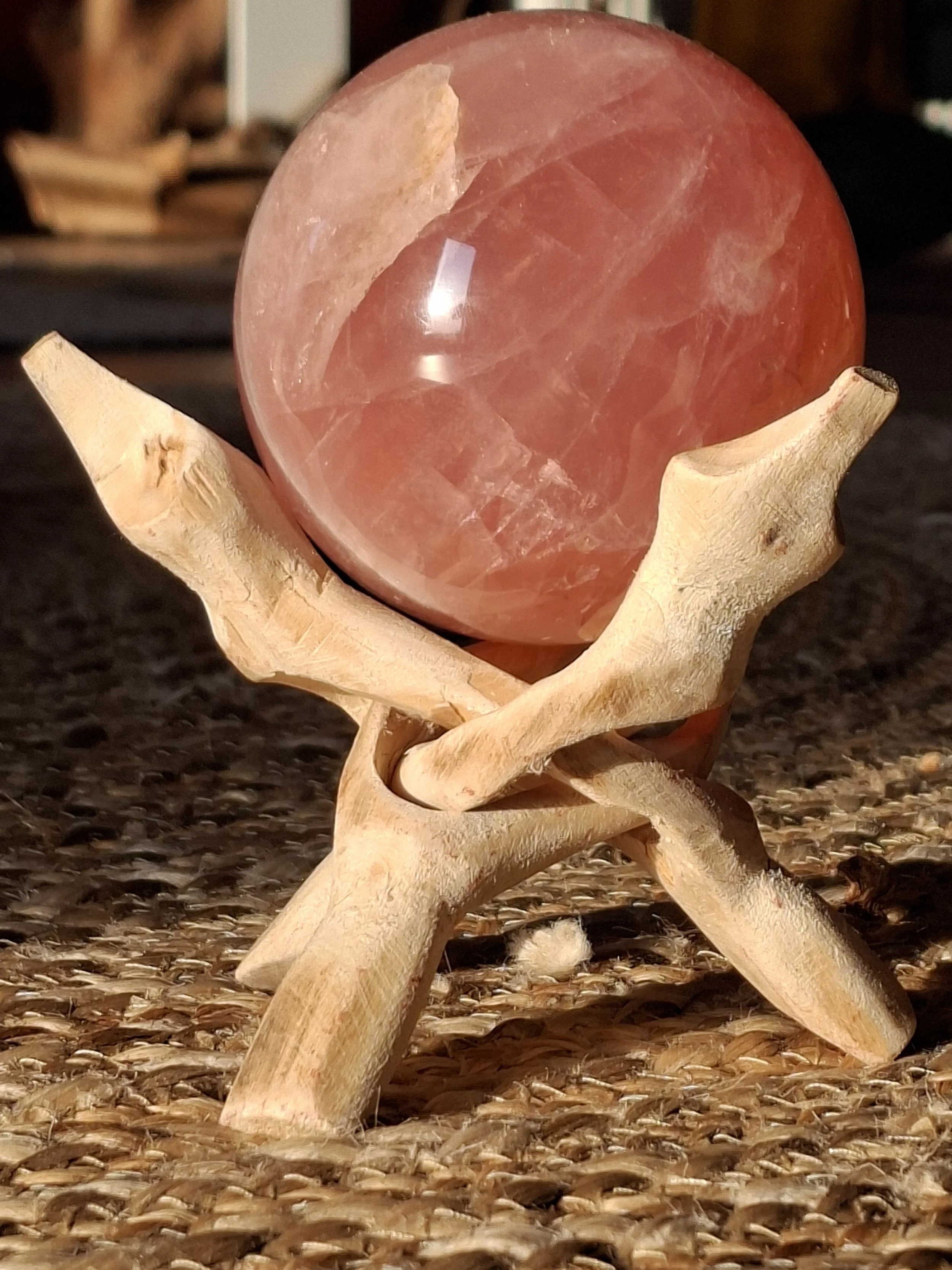 steen rozenkwarts.jpg