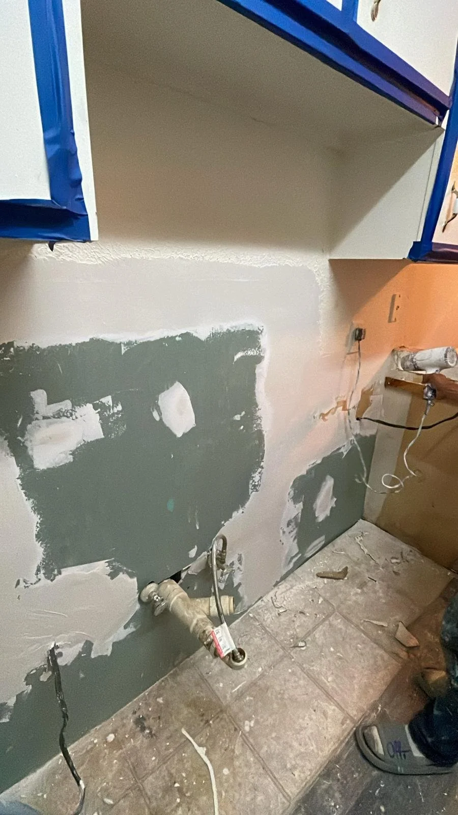drywall - before.JPG