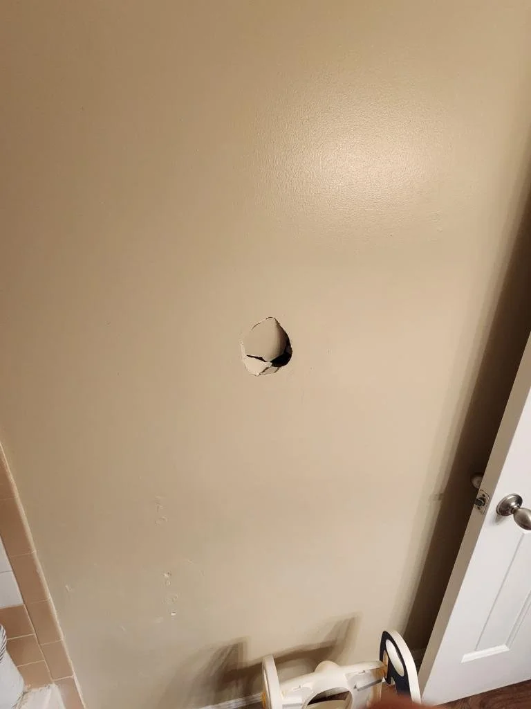 drywall - hole in wall.jpeg