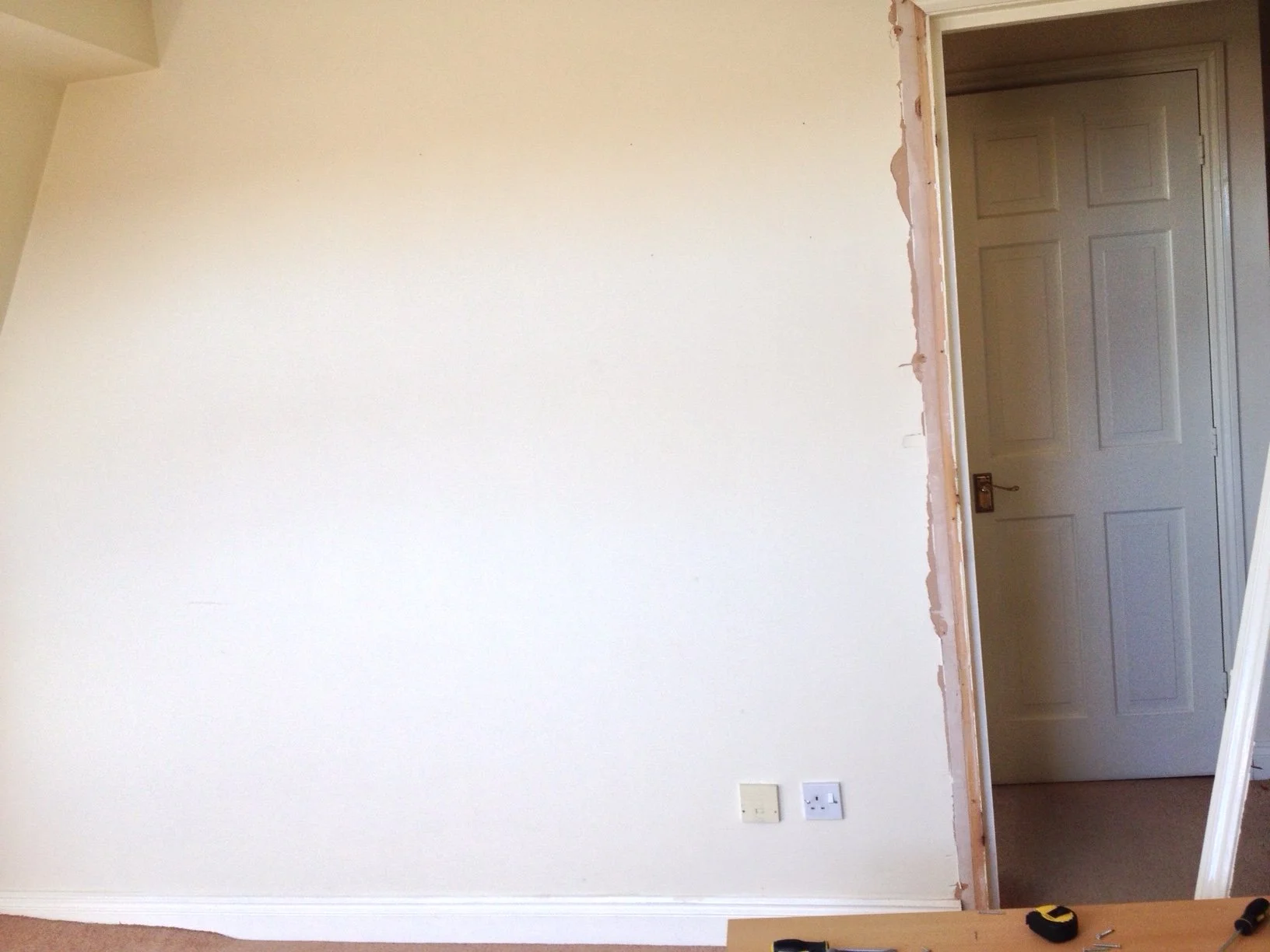 Small appartment made open plan. Leamington Spa. Wall Removal.