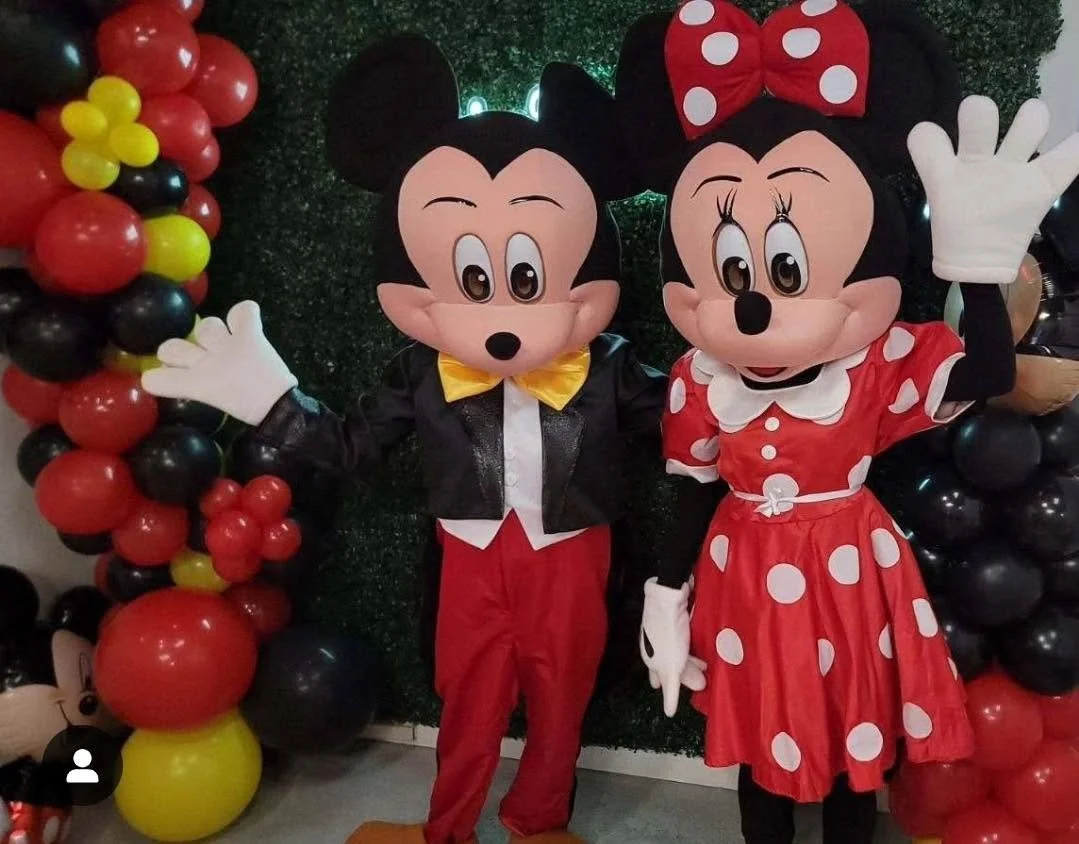 mickeyandminnie.jpg