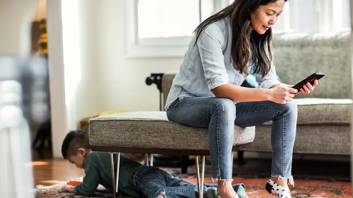 What is neglectful parenting? 