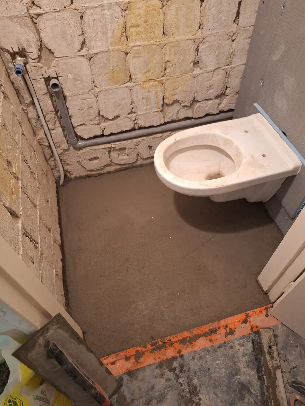 aj_ernststraat_bathroom_process_5.jpg