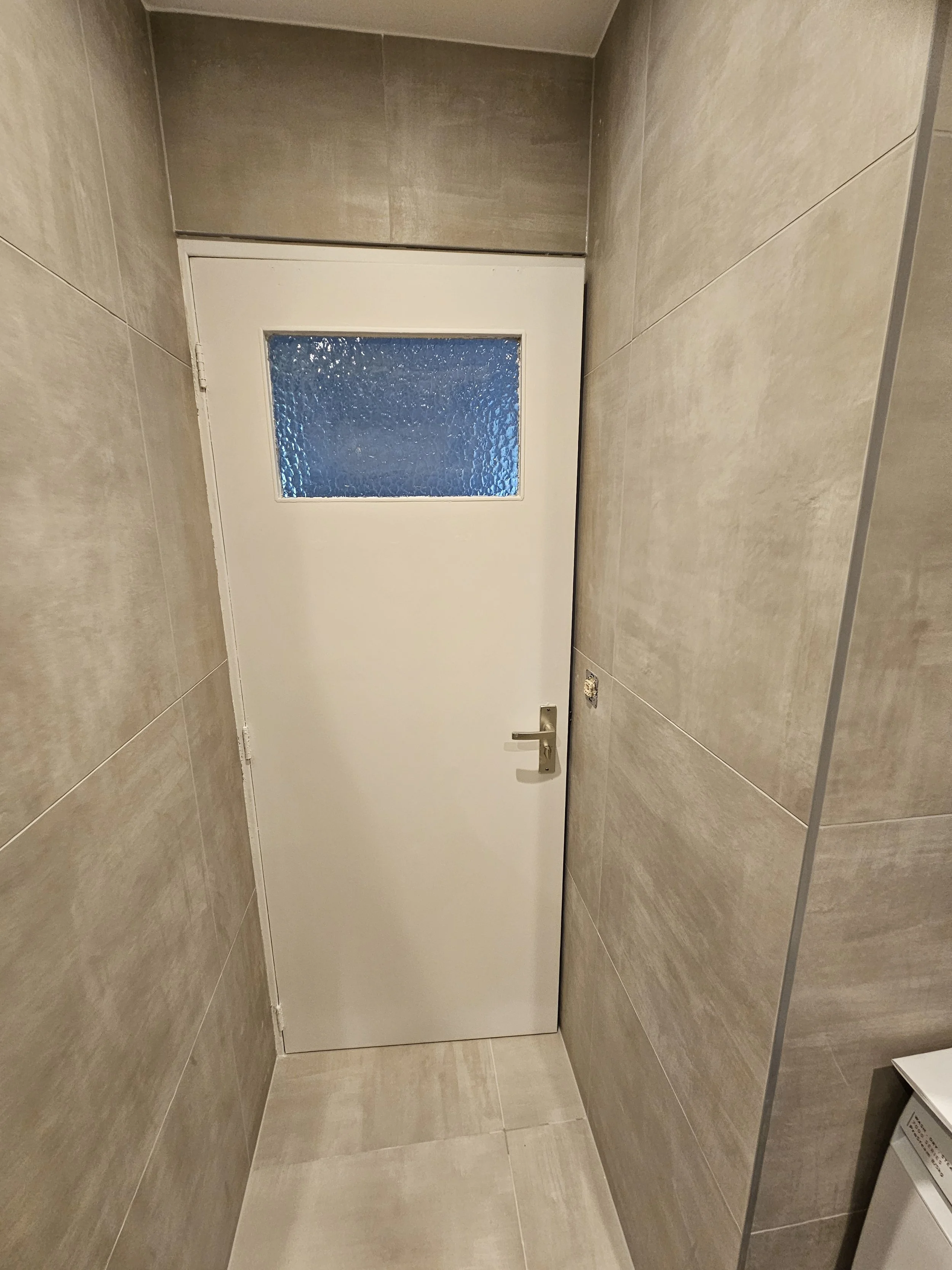aj_ernststraat_bathroom_after_6.jpg